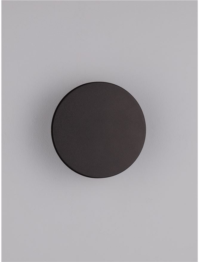 ELLUX