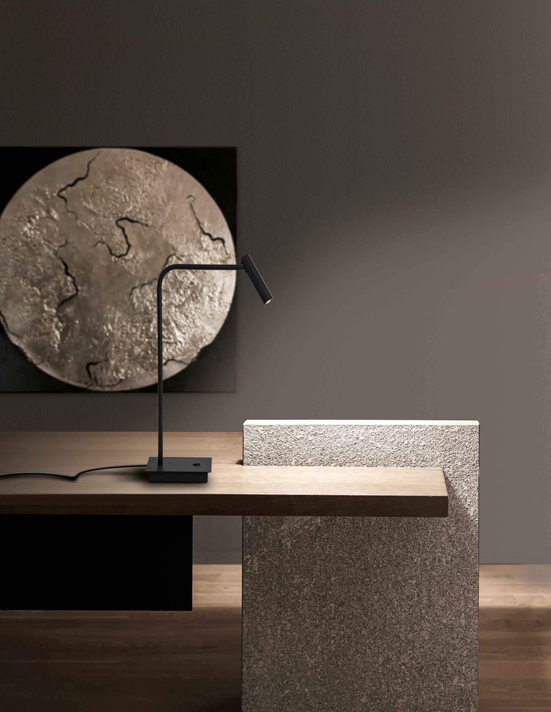 SICILY | L 17 W 30 H 55 cm | 3 W | 3000 K | 190 lm | IP20 | Black | Aluminum