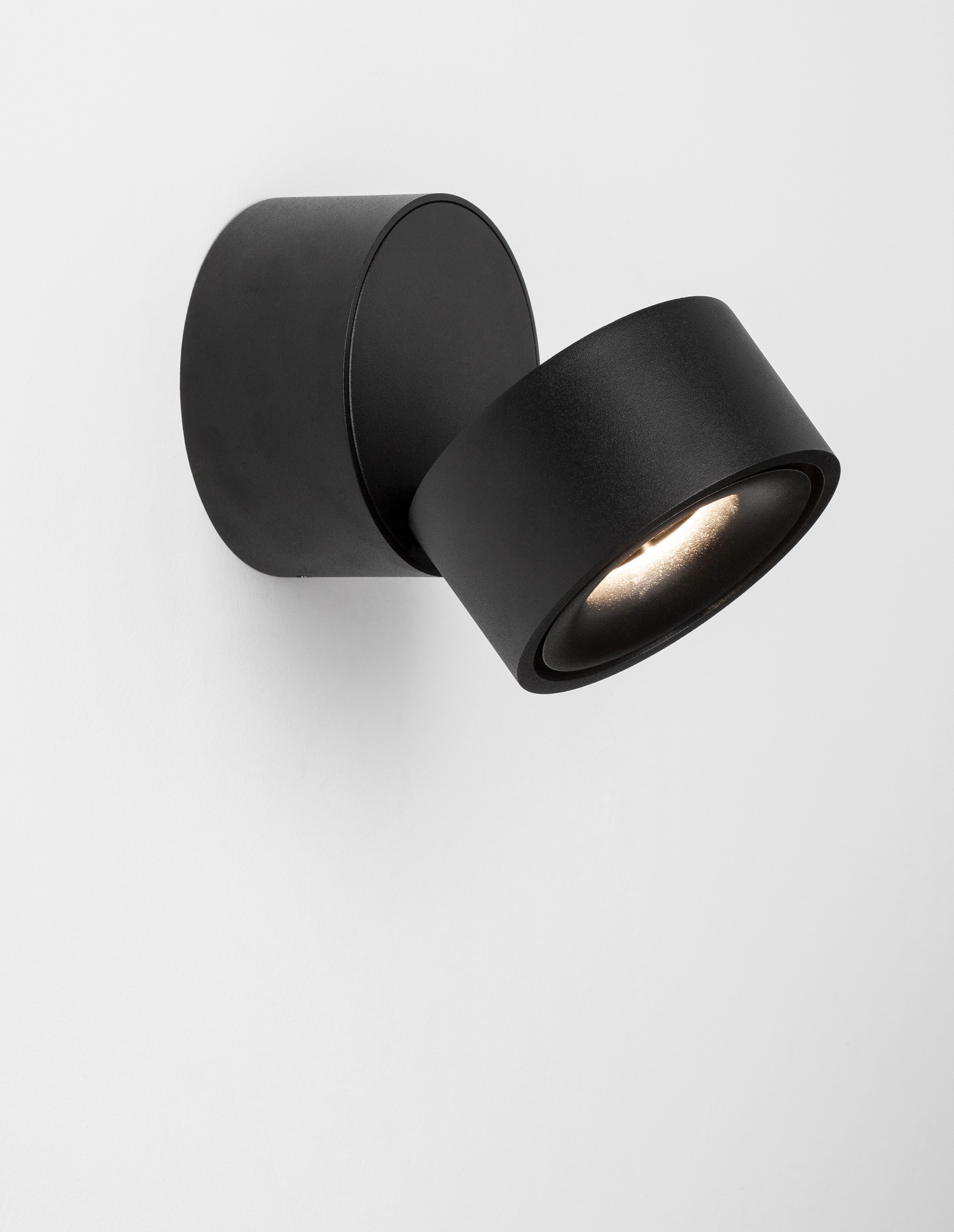 Universal B30-13W-SM-D10 thumbnail