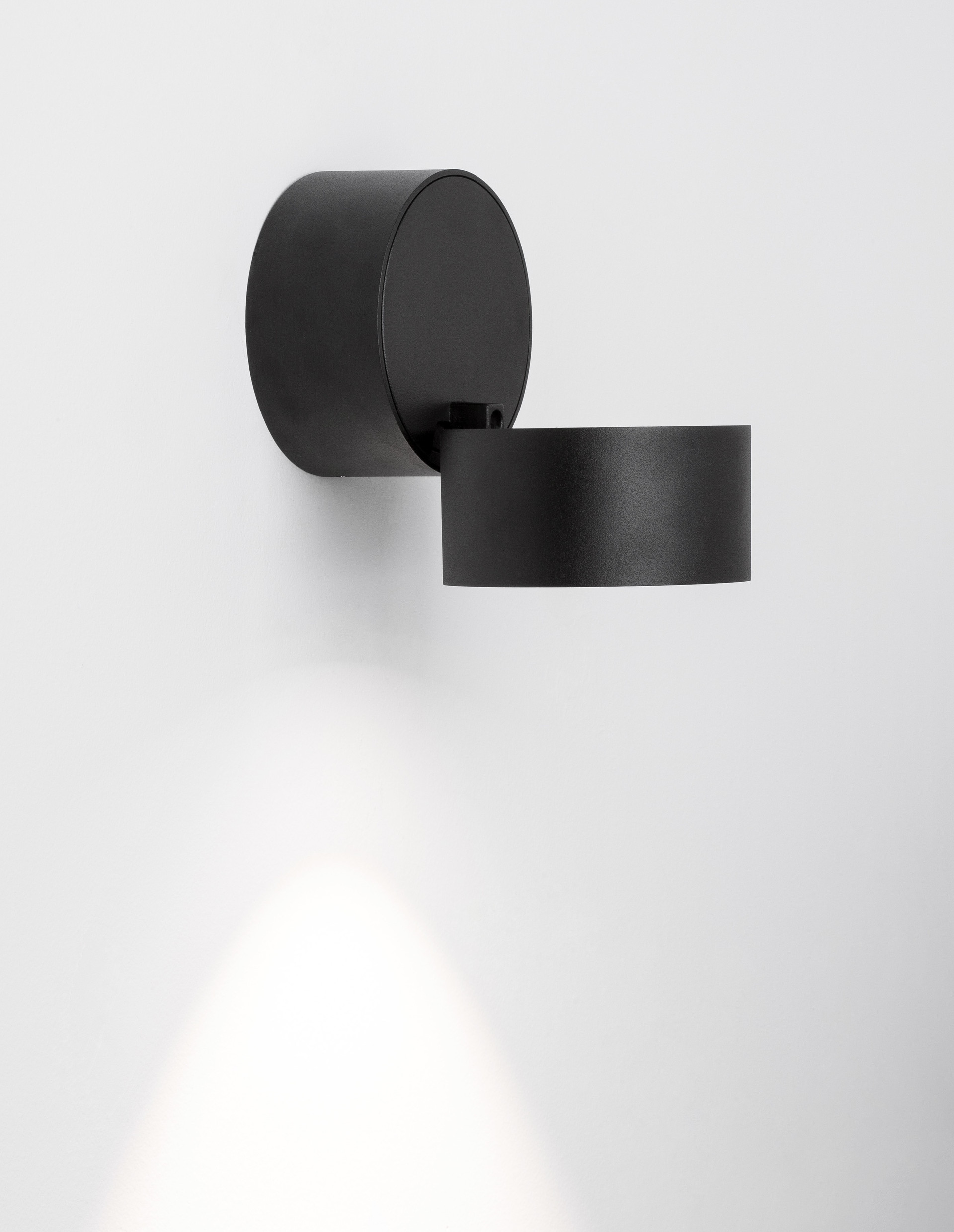 Universal B30-13W-SM-D10 thumbnail