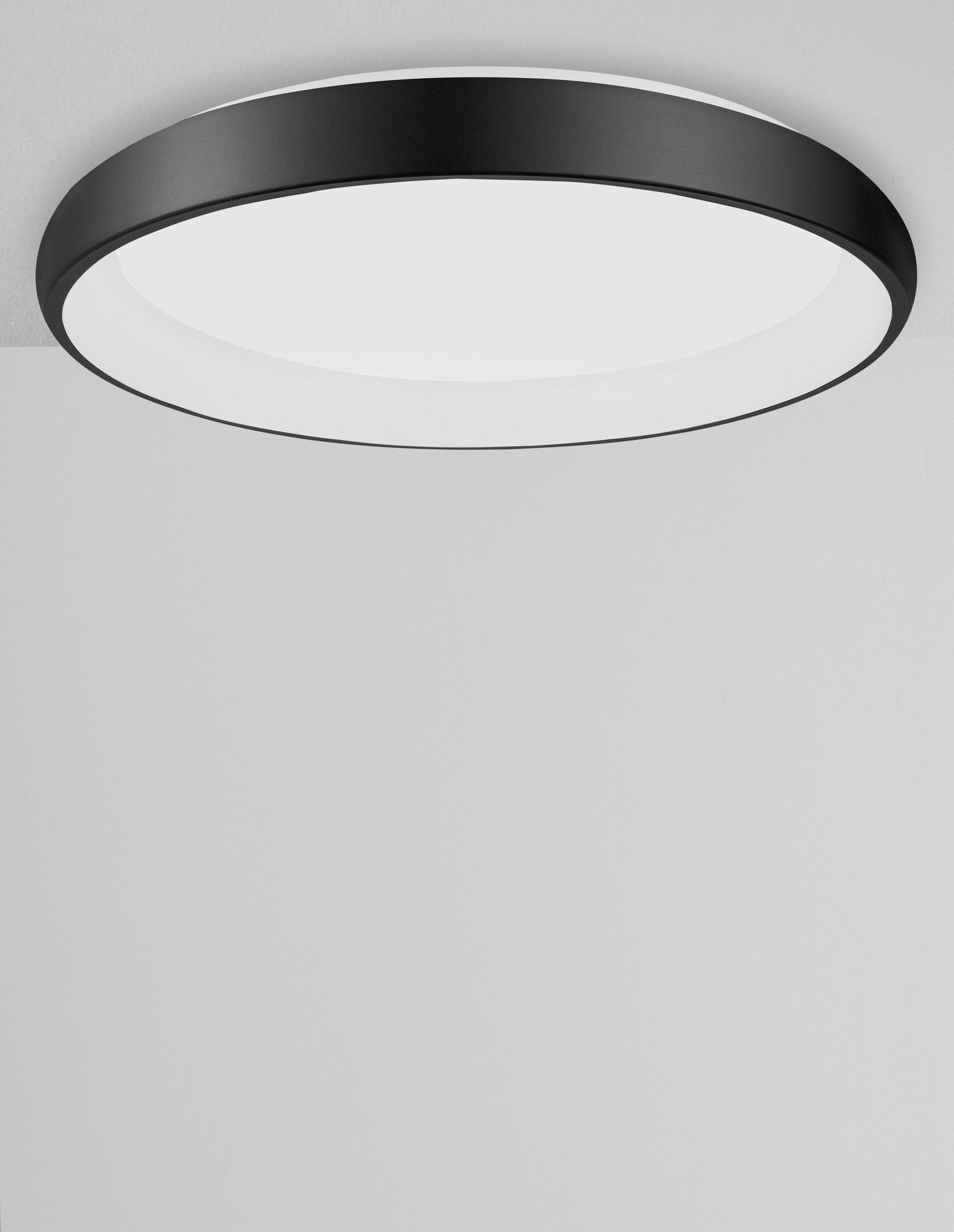 ALBI | H 8.5 D 60 cm | 50 W | 3000 K | 2876 lm | IP20 | Black | Aluminum/Acrylic