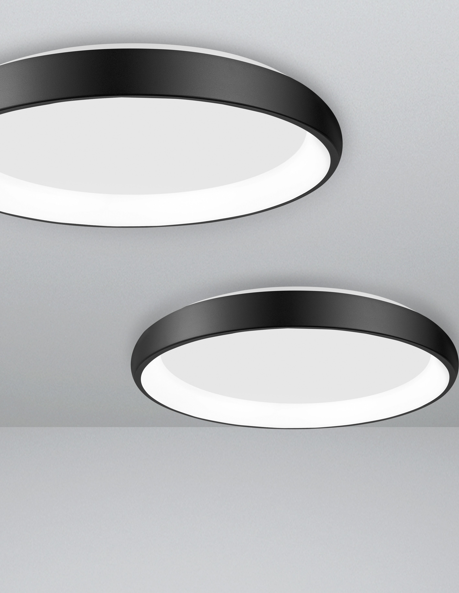 ALBI | H 8.5 D 60 cm | 50 W | 3000 K | 2876 lm | IP20 | Black | Aluminum/Acrylic