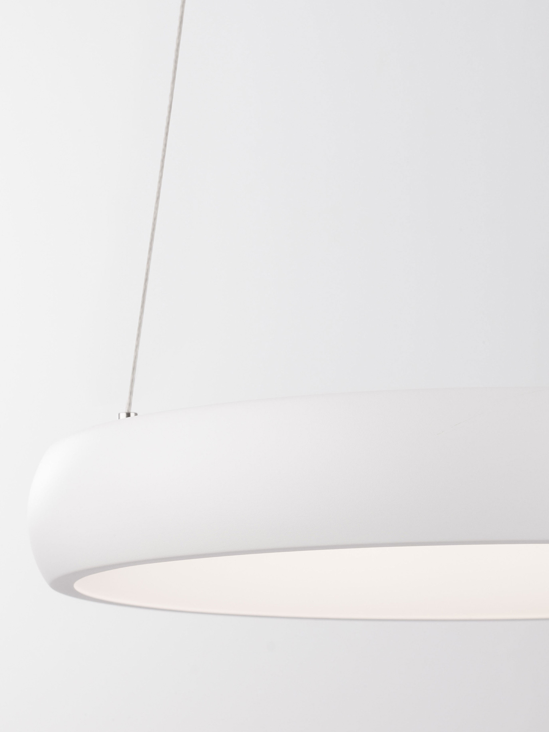ALBI | H 120 D 40 cm | 32 W | 3000 K | 1950 lm | IP20 | White | Aluminum/Acrylic