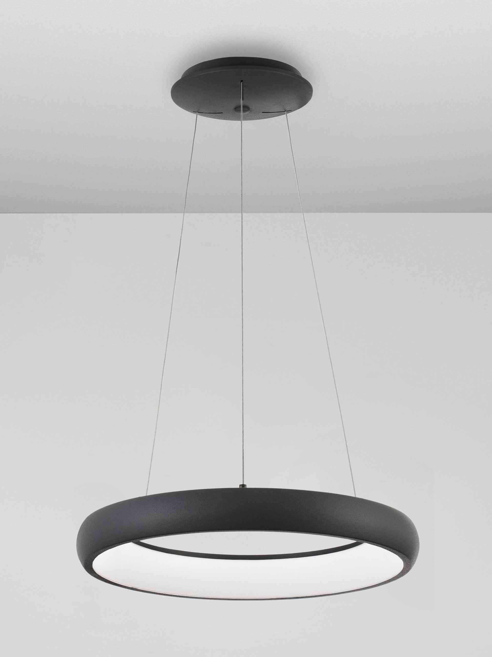 ALBI | H 120 D 40 cm | 32 W | 3000 K | 1950 lm | IP20 | Black | Aluminum/Acrylic