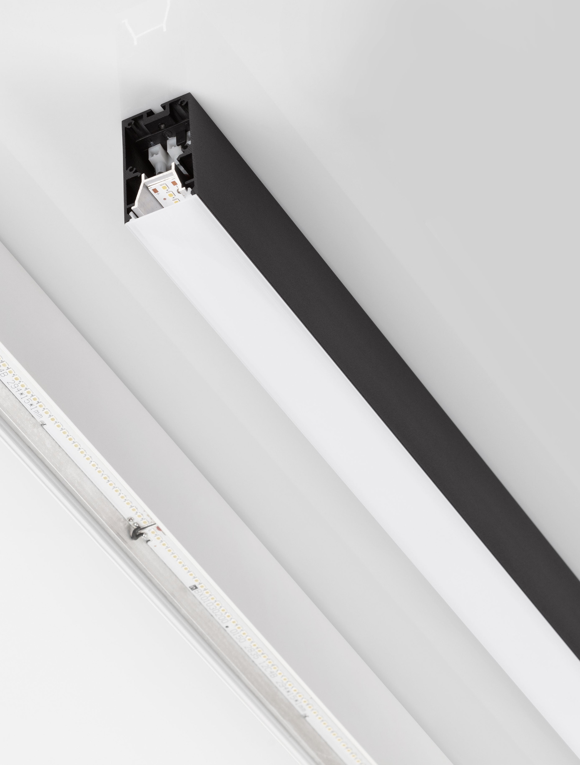 Linear Lighting Profiles B40-40W