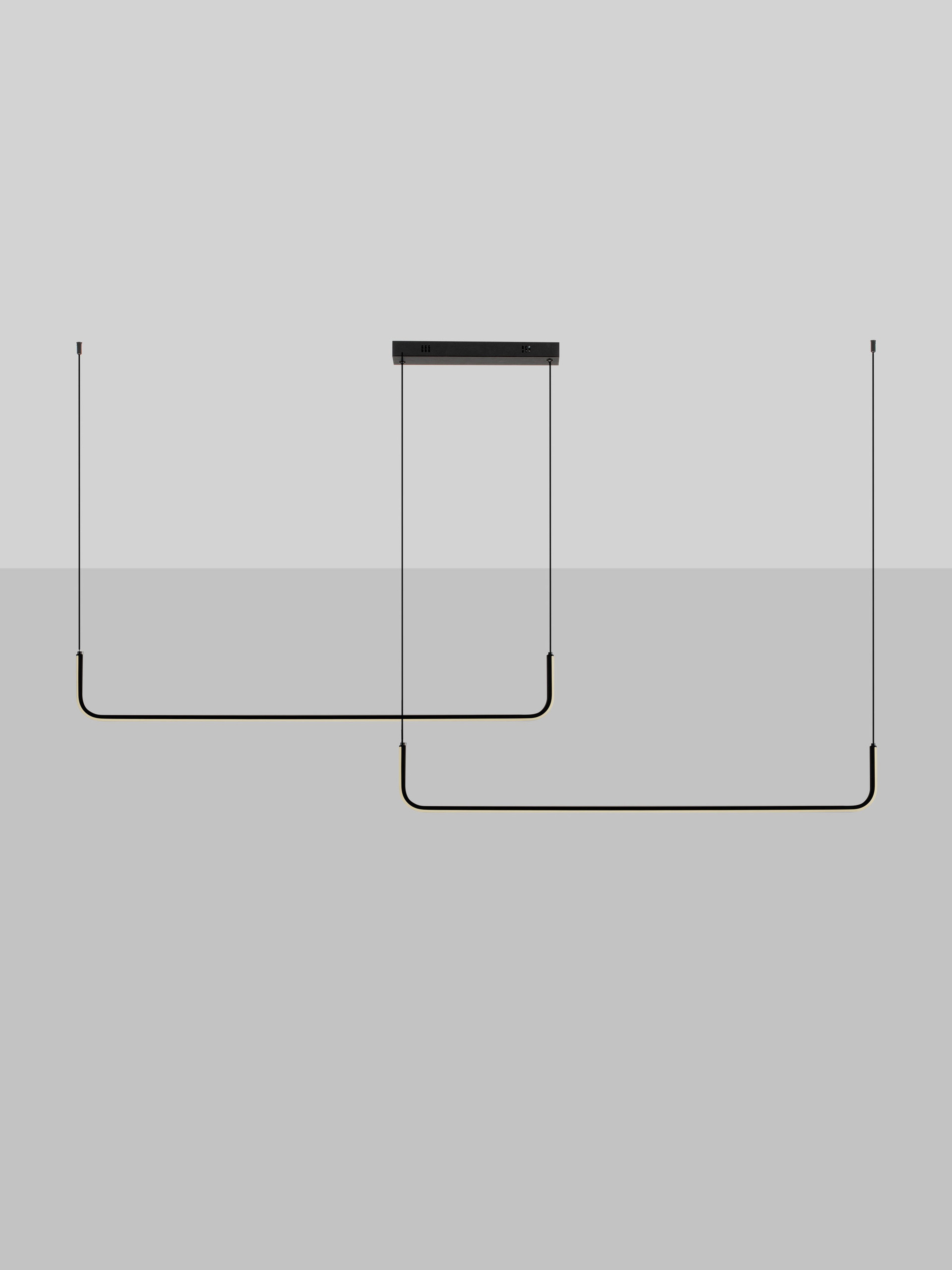STRITA | L 165 W 7 H 150 cm | 42 W | 3200 K | 1849 lm | IP20 | Black | Steel/Aluminum