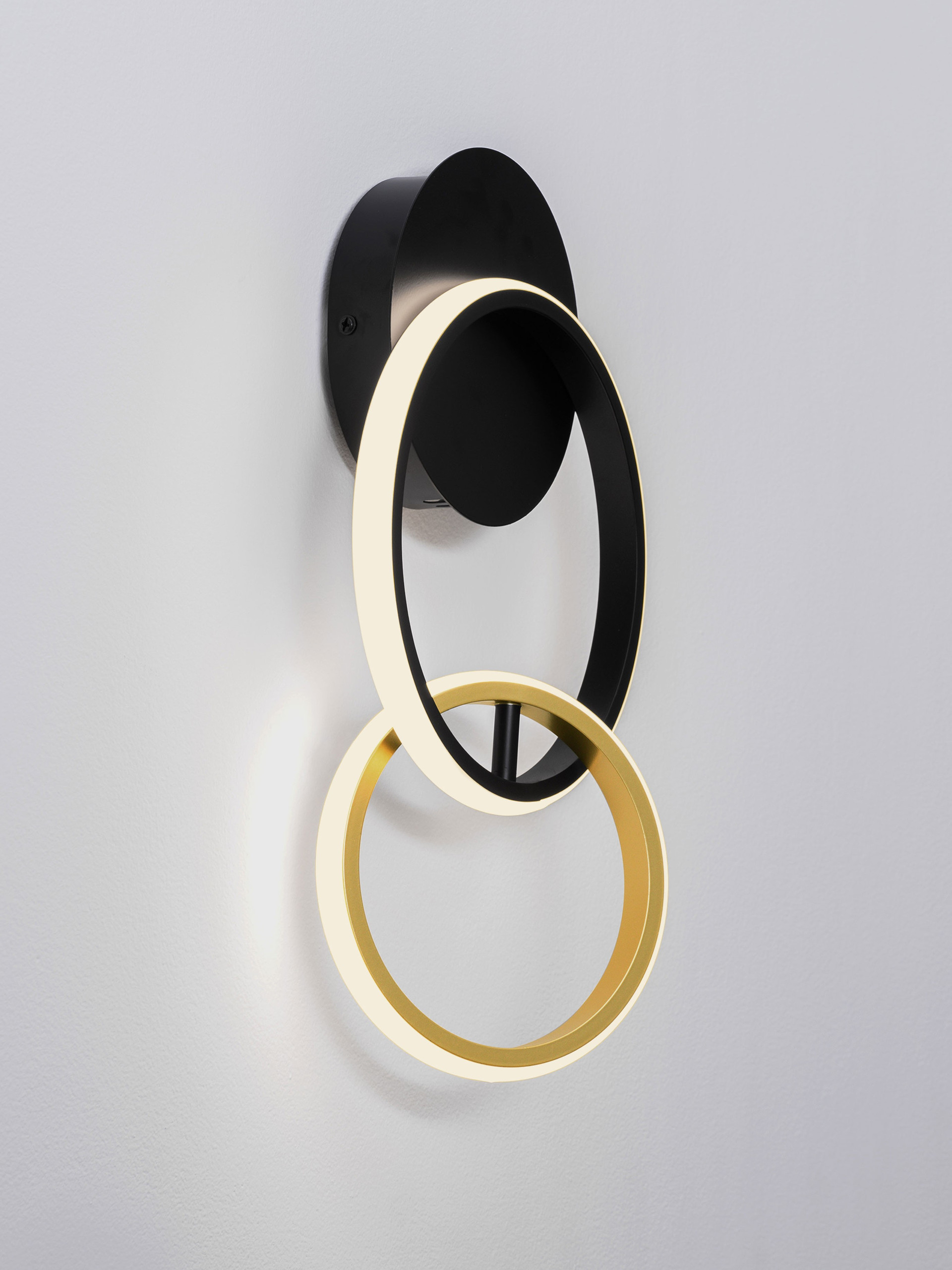 IMAR | L 21 W 8 H 37.5 cm | 15 W | 3200 K | 762 lm | IP20 | Black/Gold | Steel/Aluminum