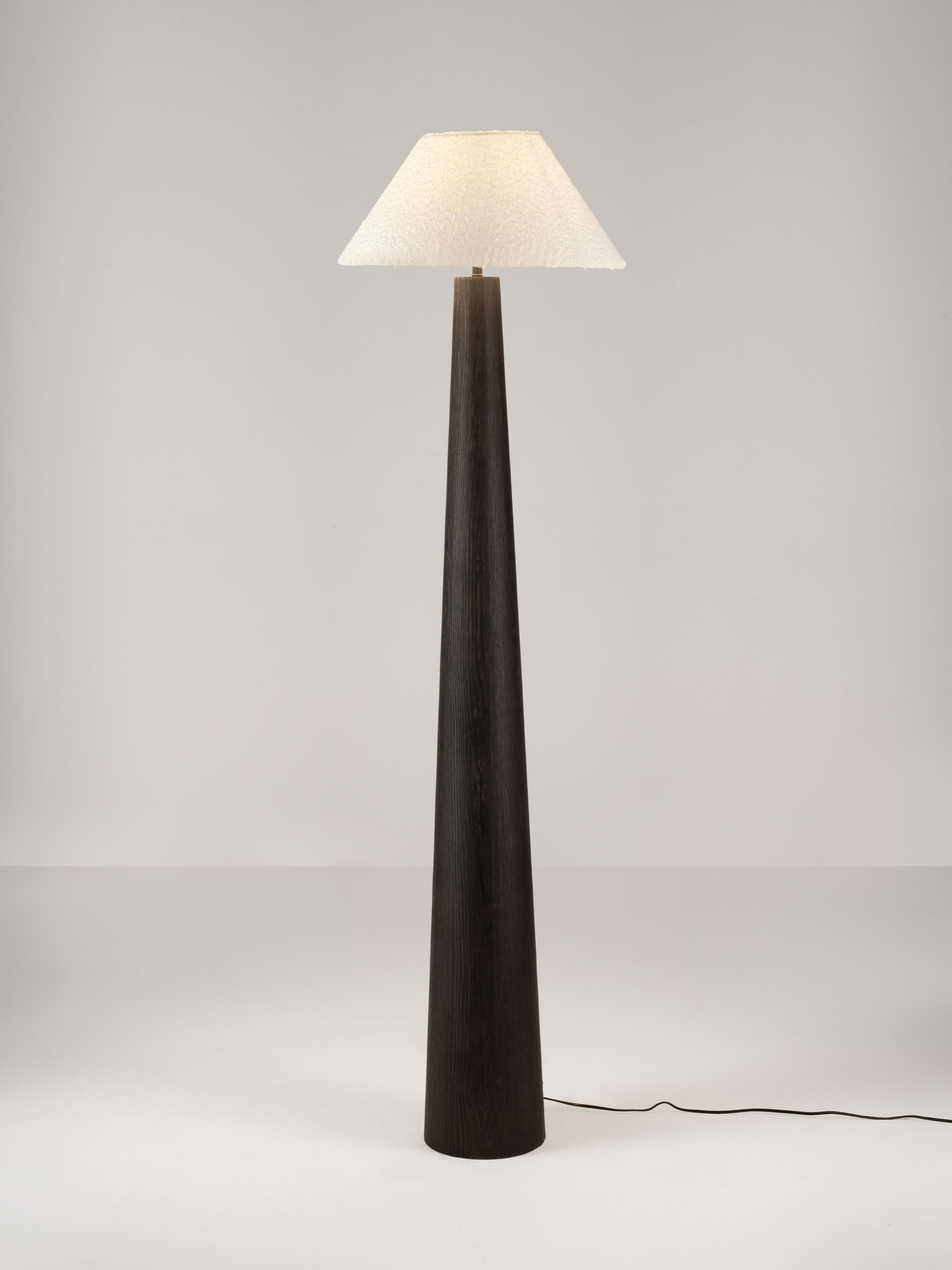 MOKU | H 160 D 45 cm | 12 W | IP20 | White/Brown | Bouclé Fabric/Veneer