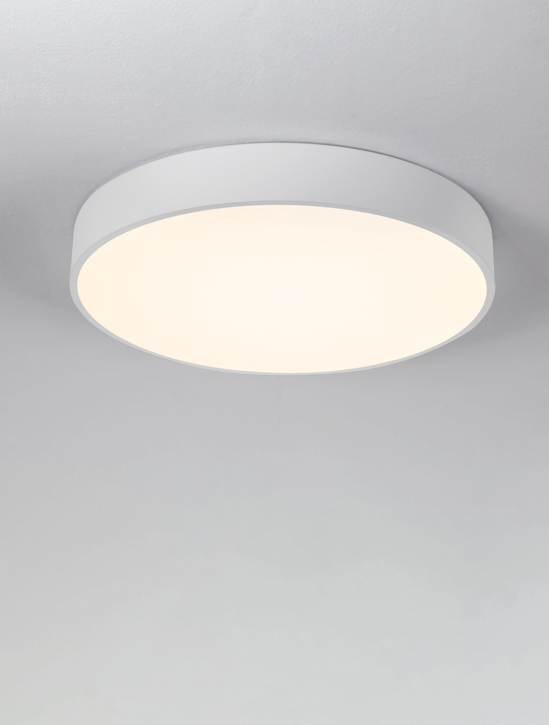 HADON | H 7 D 50 cm | 30 W | 3000 K | 3353 lm | IP20 | White | Steel/Acrylic