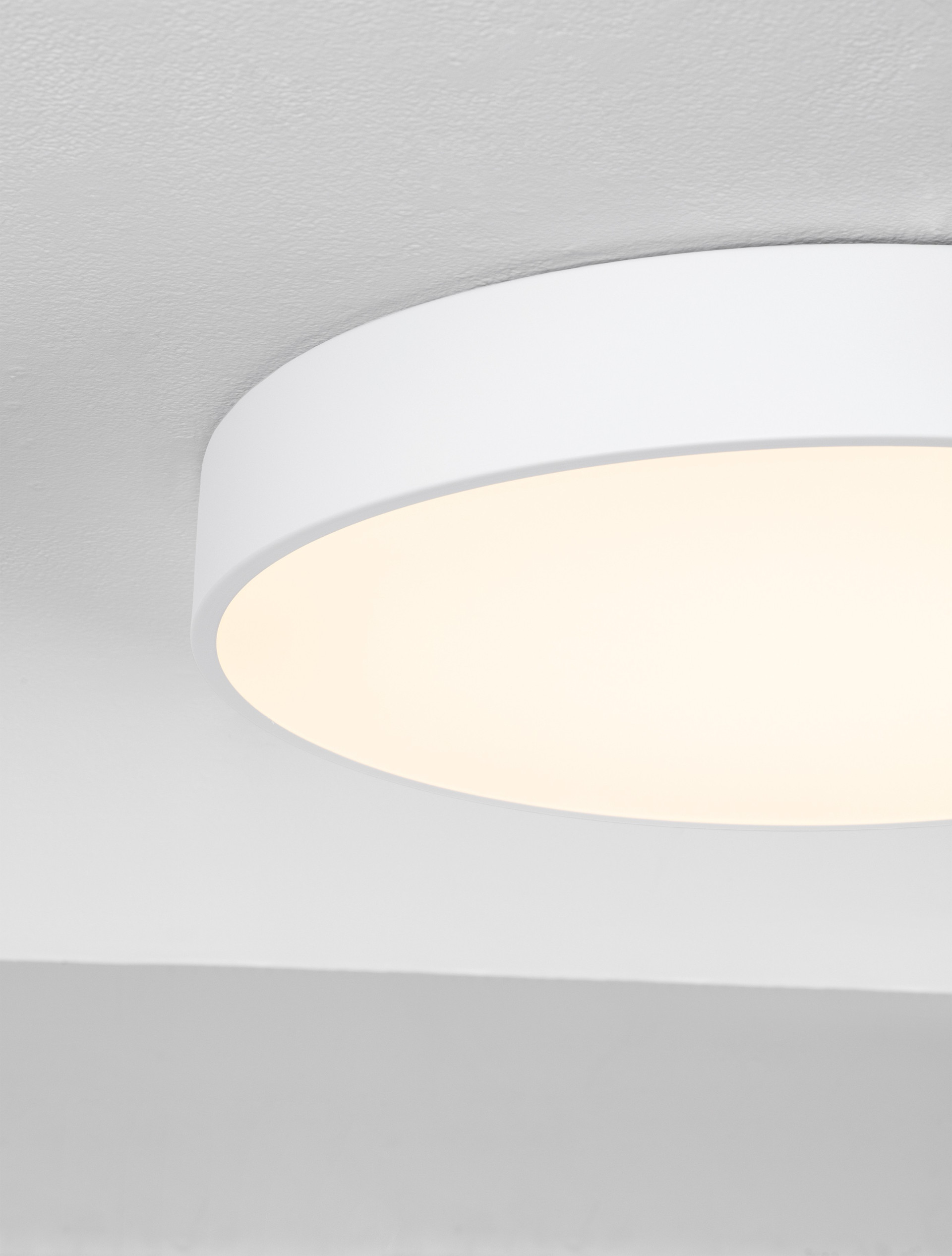 HADON | H 7 D 50 cm | 30 W | 3000 K | 3353 lm | IP20 | White | Steel/Acrylic