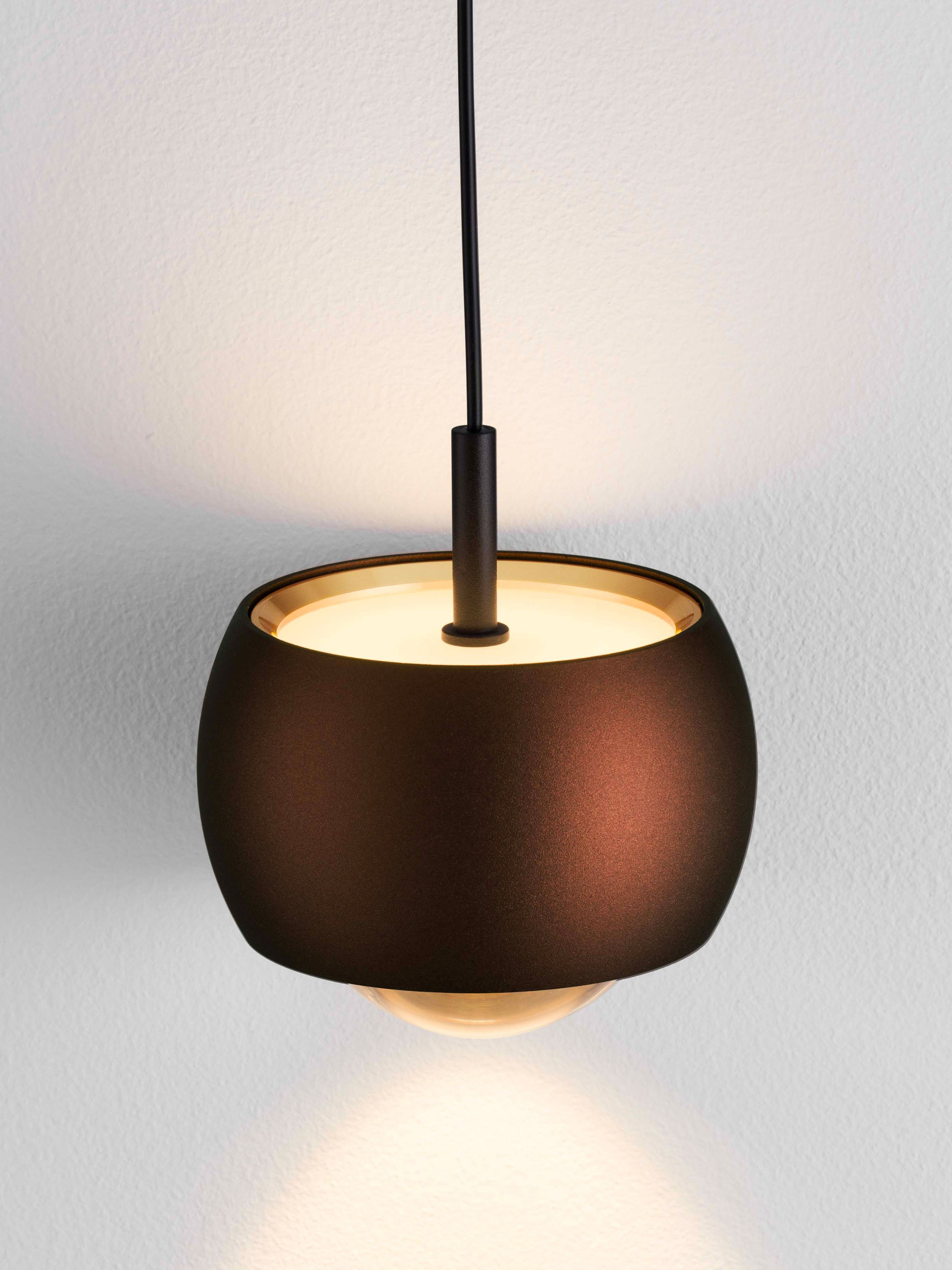 CONGA | H 140 D 9.6 cm | 13 W | 3000 K | 922 lm | IP20 | Coffee | Aluminum/Acrylic
