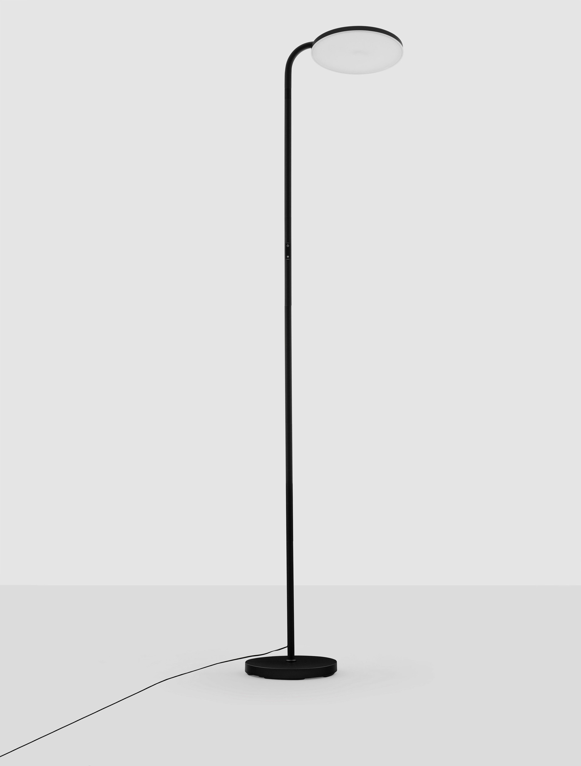 SINKRO | L 44 W 25 H 174 cm | 30 W | 3000 K | 2224 lm | IP20 | Schwarz | Stahl/Acryl