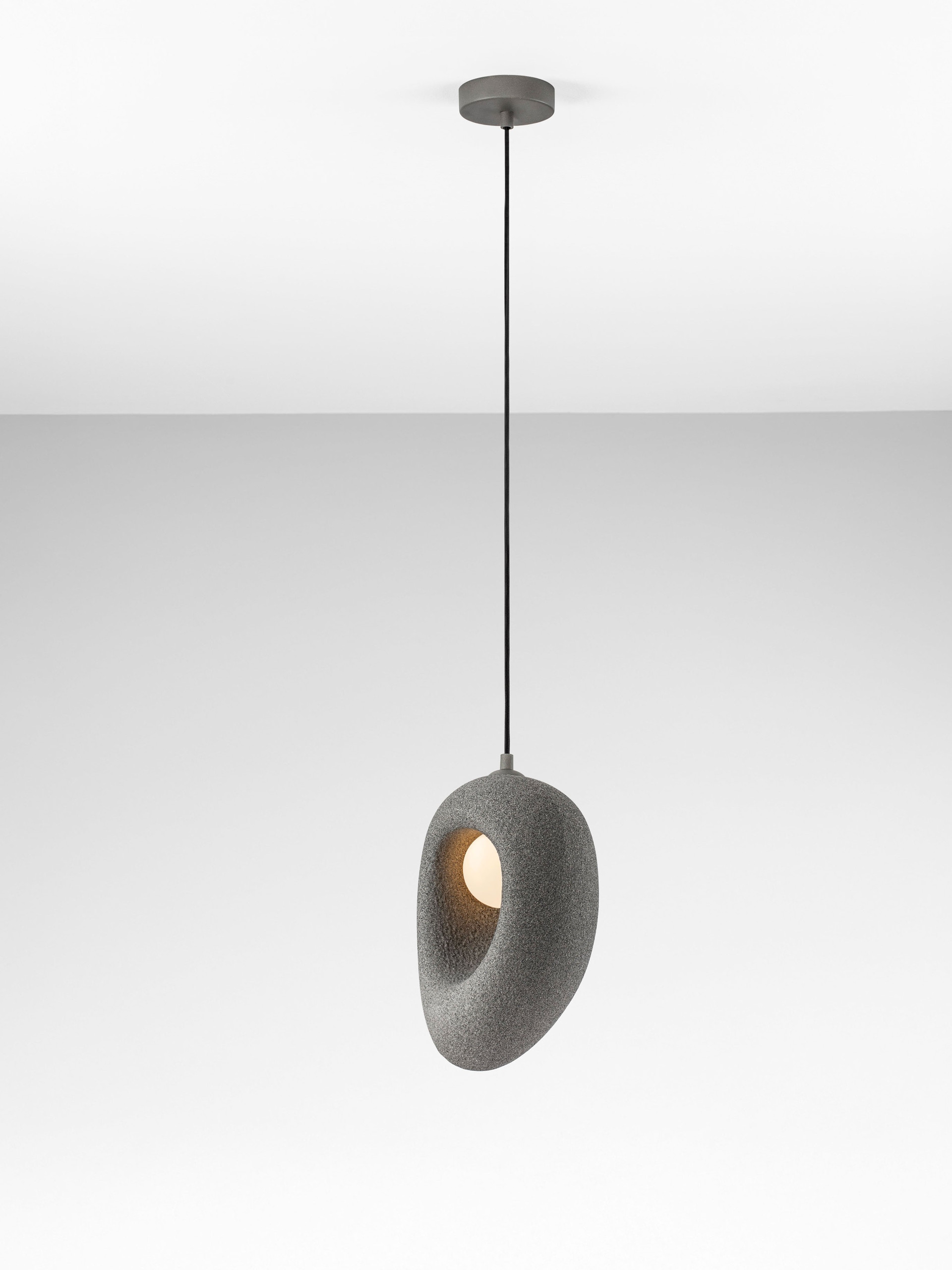 TEMPUS | L 20 W 30 H 250 cm | 5 W | IP20 | Gray | Resin