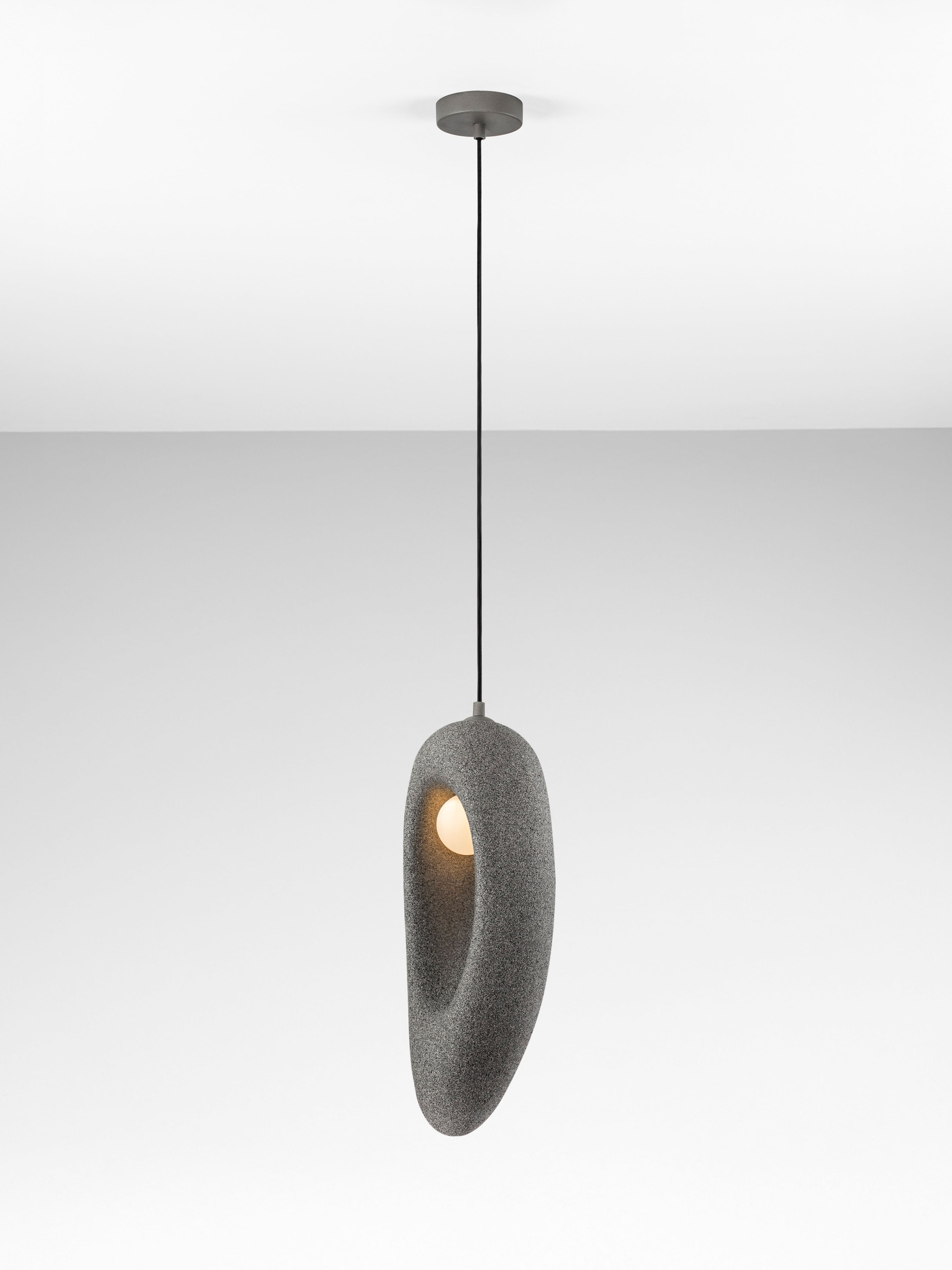 TEMPUS | L 18 W 48 H 250 cm | 5 W | IP20 | Gray | Resin