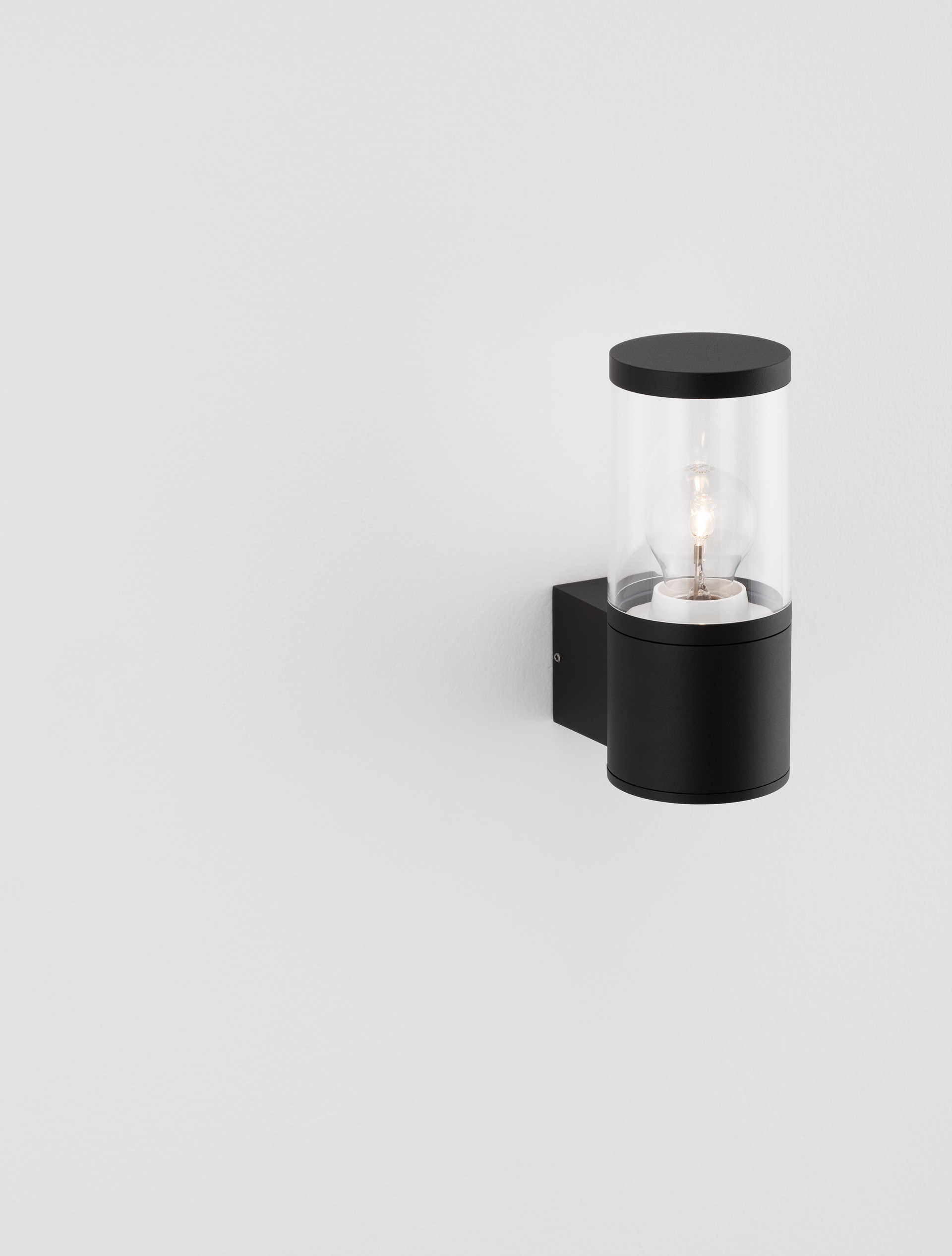 CETERA | W 14.1 H 21 D 9 cm | 12 W | IP54 | Μαύρο | Αλουμίνιο