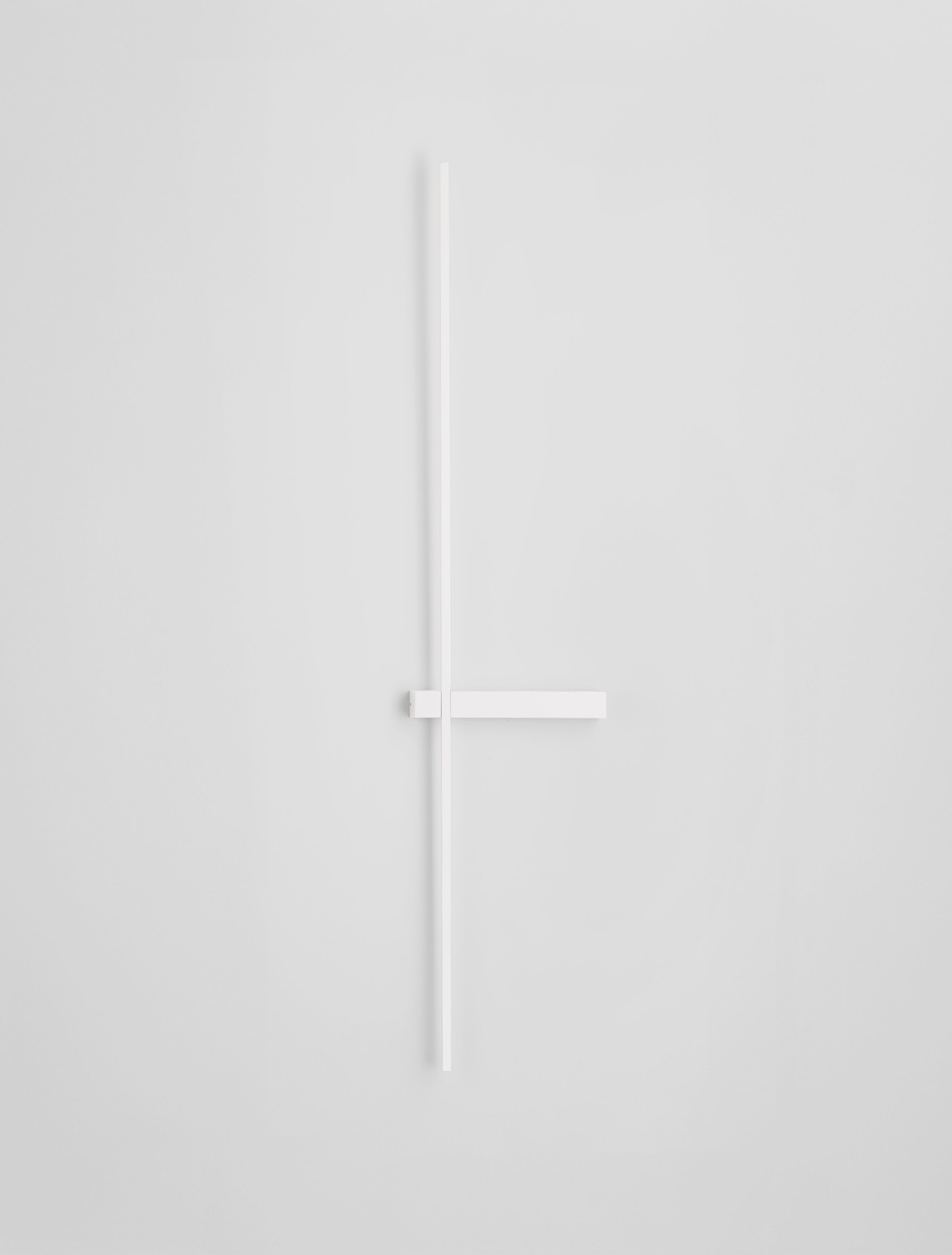 DANESSA | L 22.2 W 4 H 103 cm | 5 W | 3000/2700 K | 374 lm | IP20 | Bianco | Alluminio/Acrilico