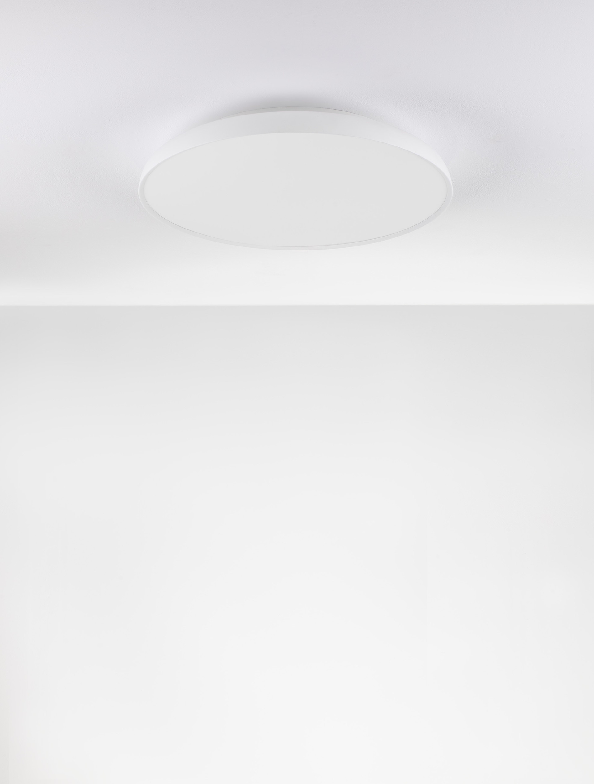 LINUS | H 9 D 60 cm | 50 W | Tunable White K | 3741 lm | IP20 | White | Aluminum/Acrylic