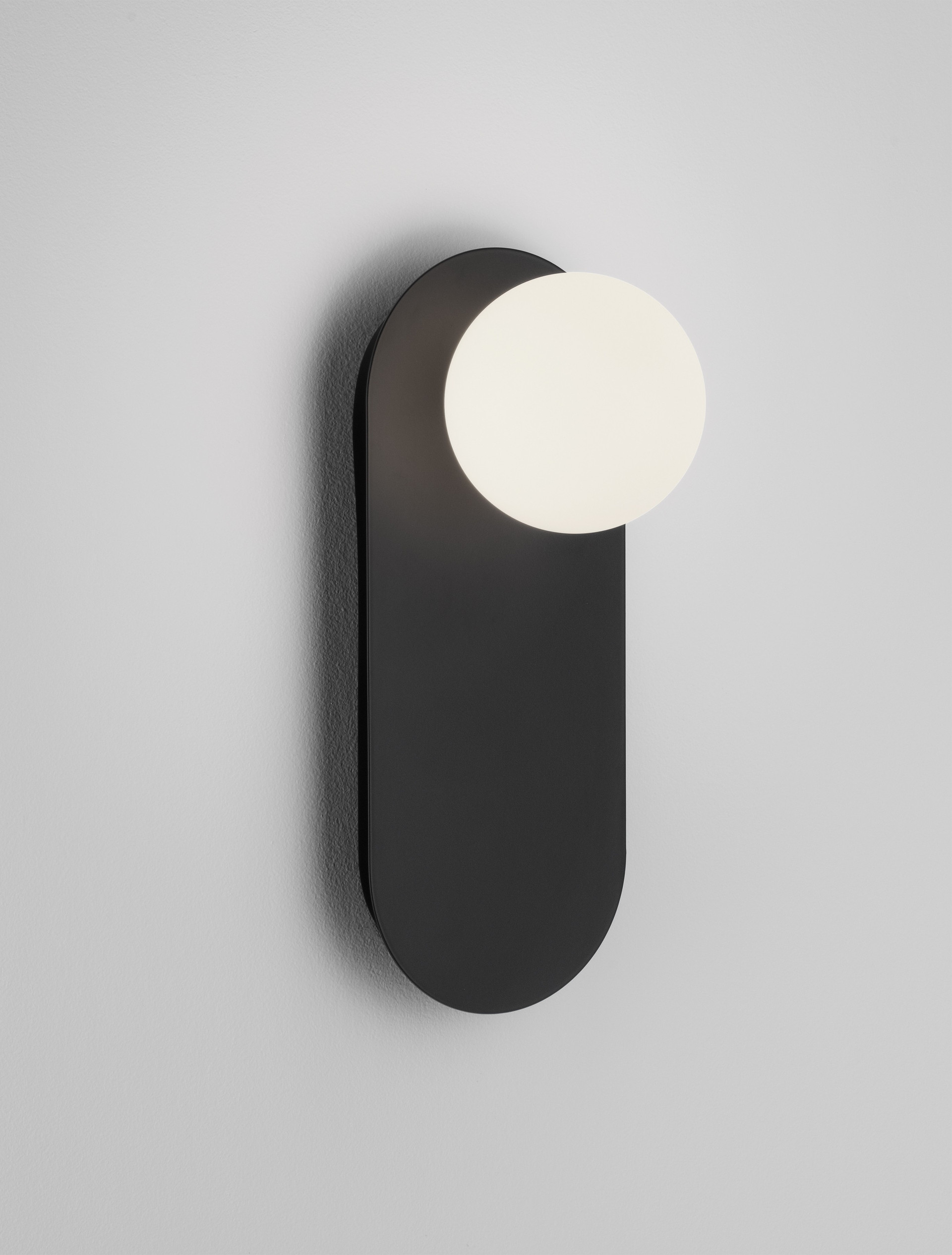 BLOB | L 12 W 13 H 30 cm | 5 W | IP20 | Black/White | Steel/Glass