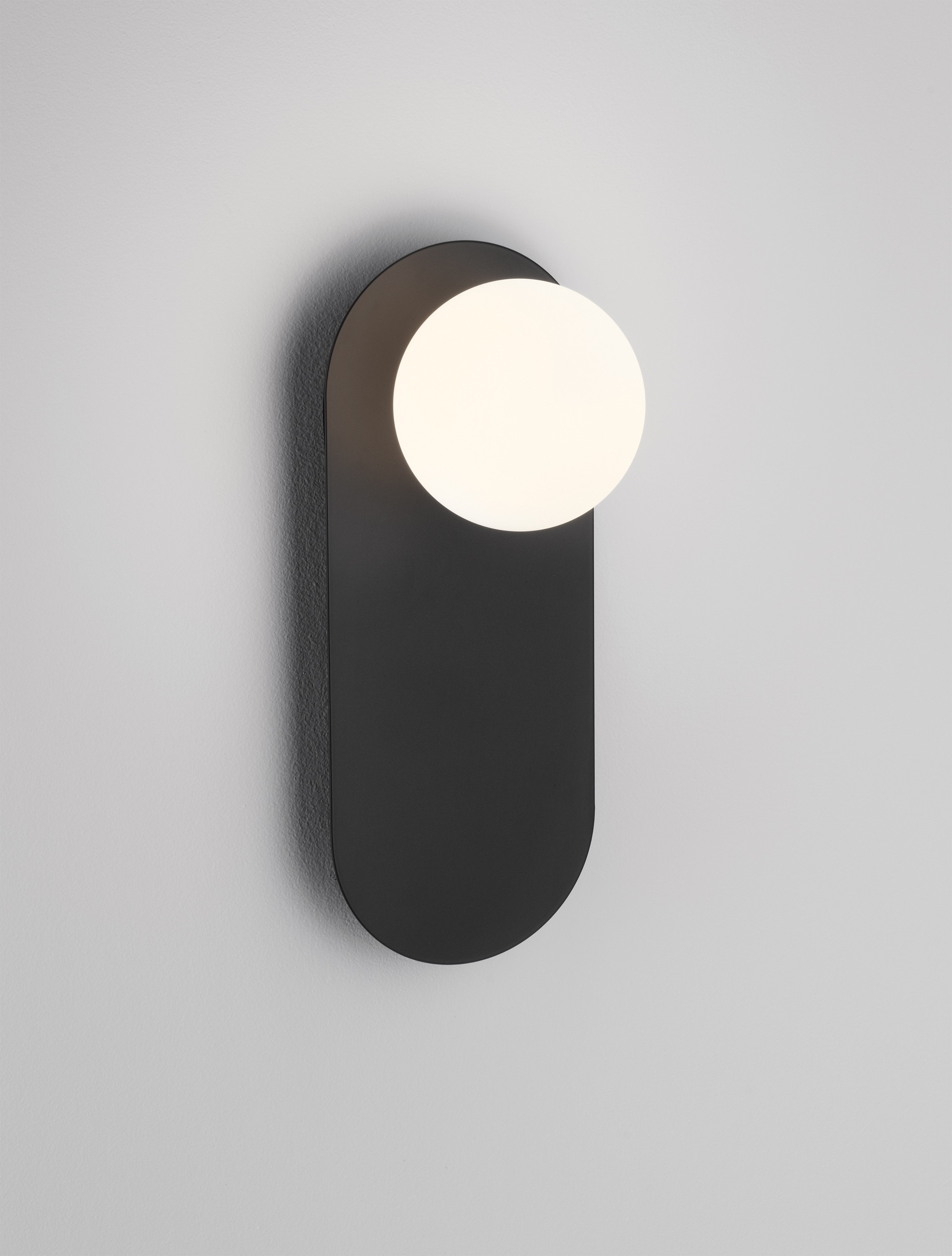 BLOB | L 12 W 13 H 30 cm | 5 W | IP20 | Black/White | Steel/Glass