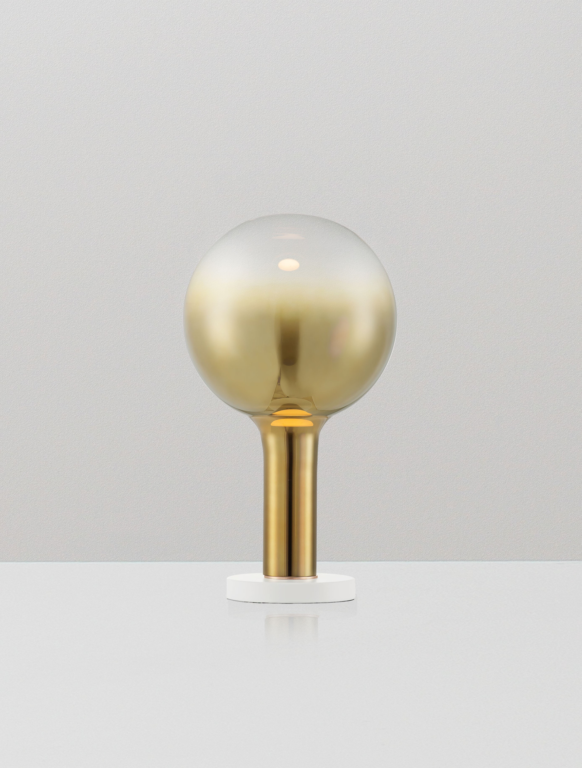 NOSTOS | H 35 D 20 cm | 3 W | 3000 K | 165 lm | IP20 | White/Gold | Glass/Metal