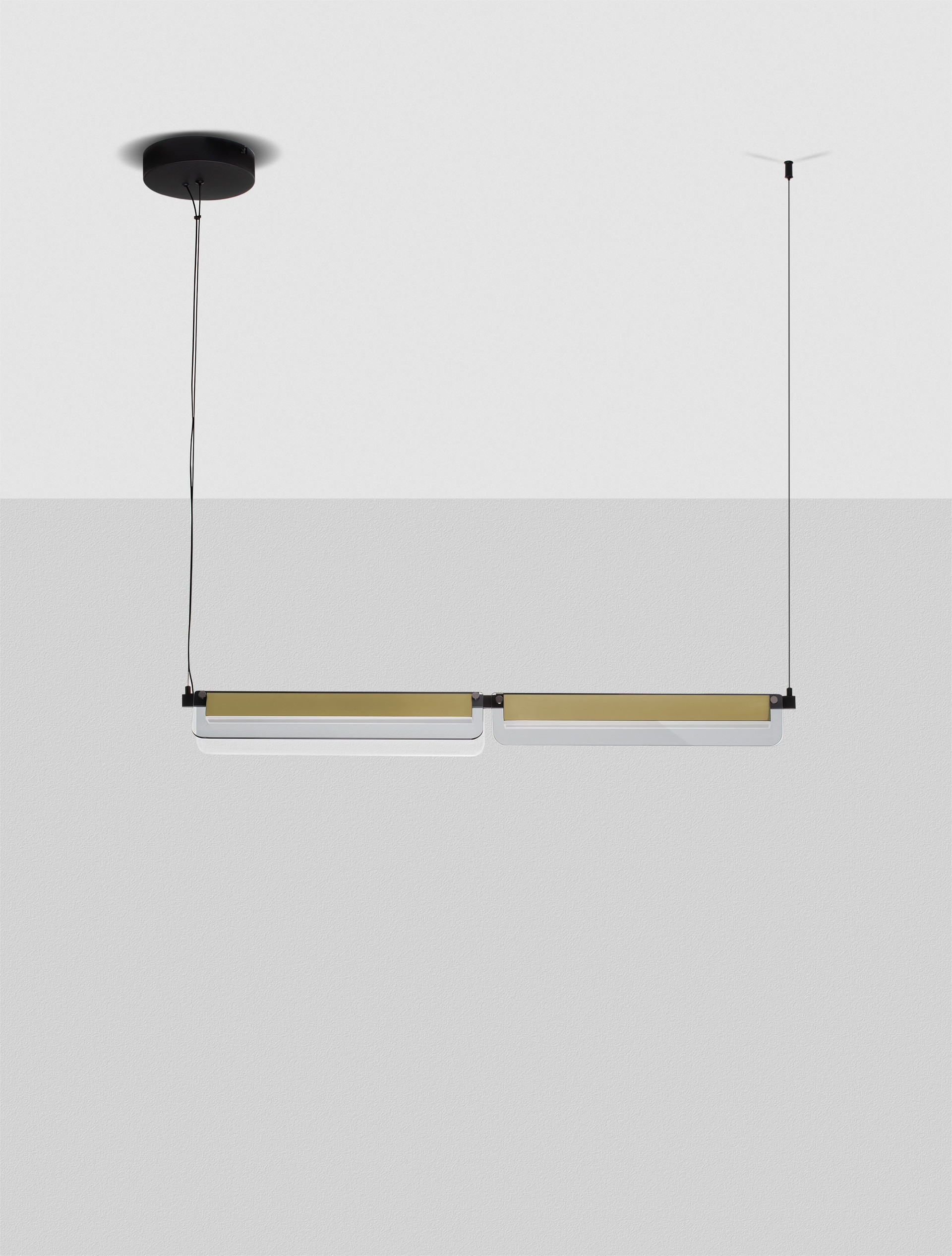 APNEA | L 93 W 7 H 160 cm | 20 W | 3000 K | 1200 lm | IP20 | Gray | Glass/Metal