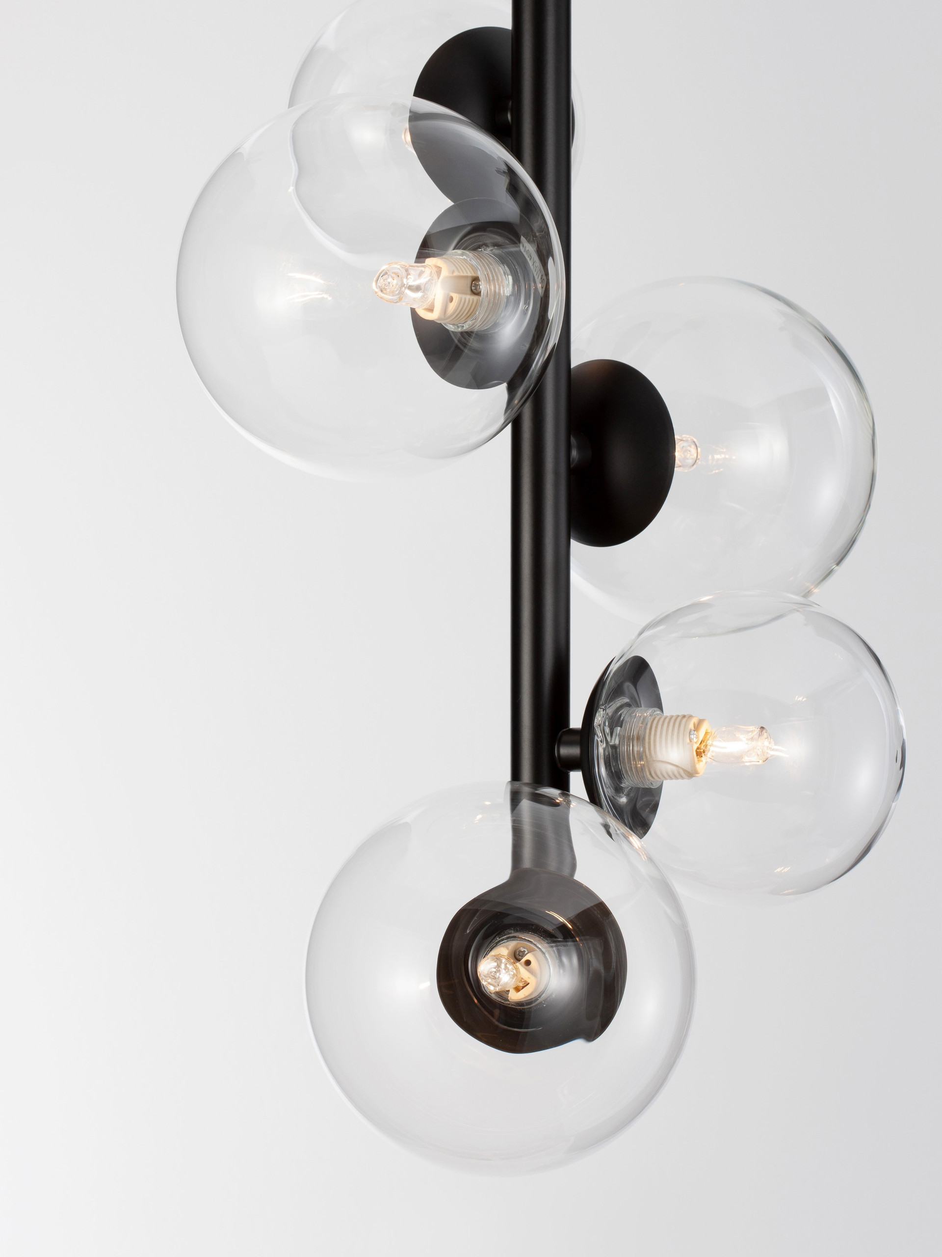 ODILLIA | L 28 W 23 H 120 cm | 30 W | IP20 | Schwarz | Glas/Metall