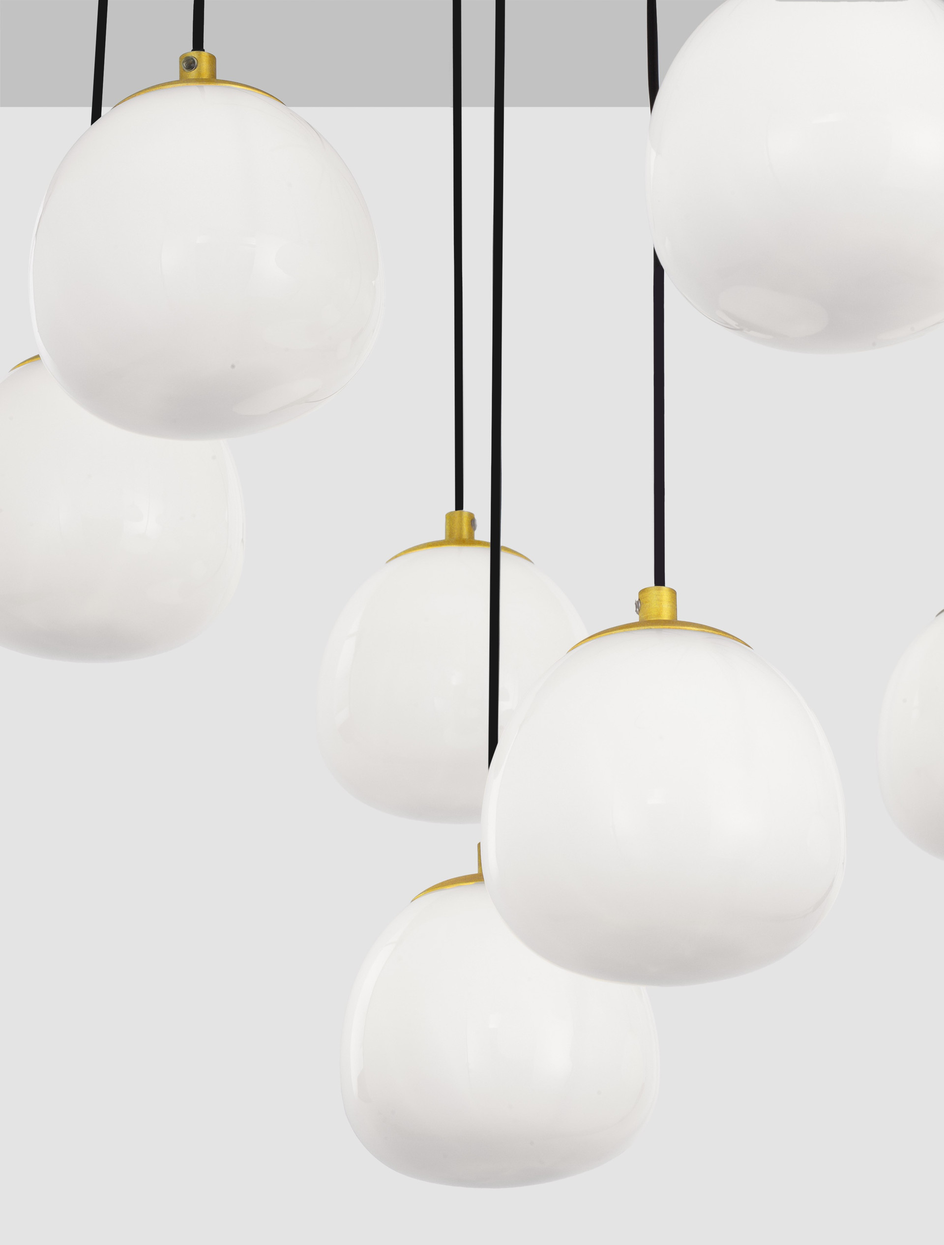 THE EGG | H 70 D 75 cm | 60 W | IP20 | Black/White/Gold | Glass/Metal