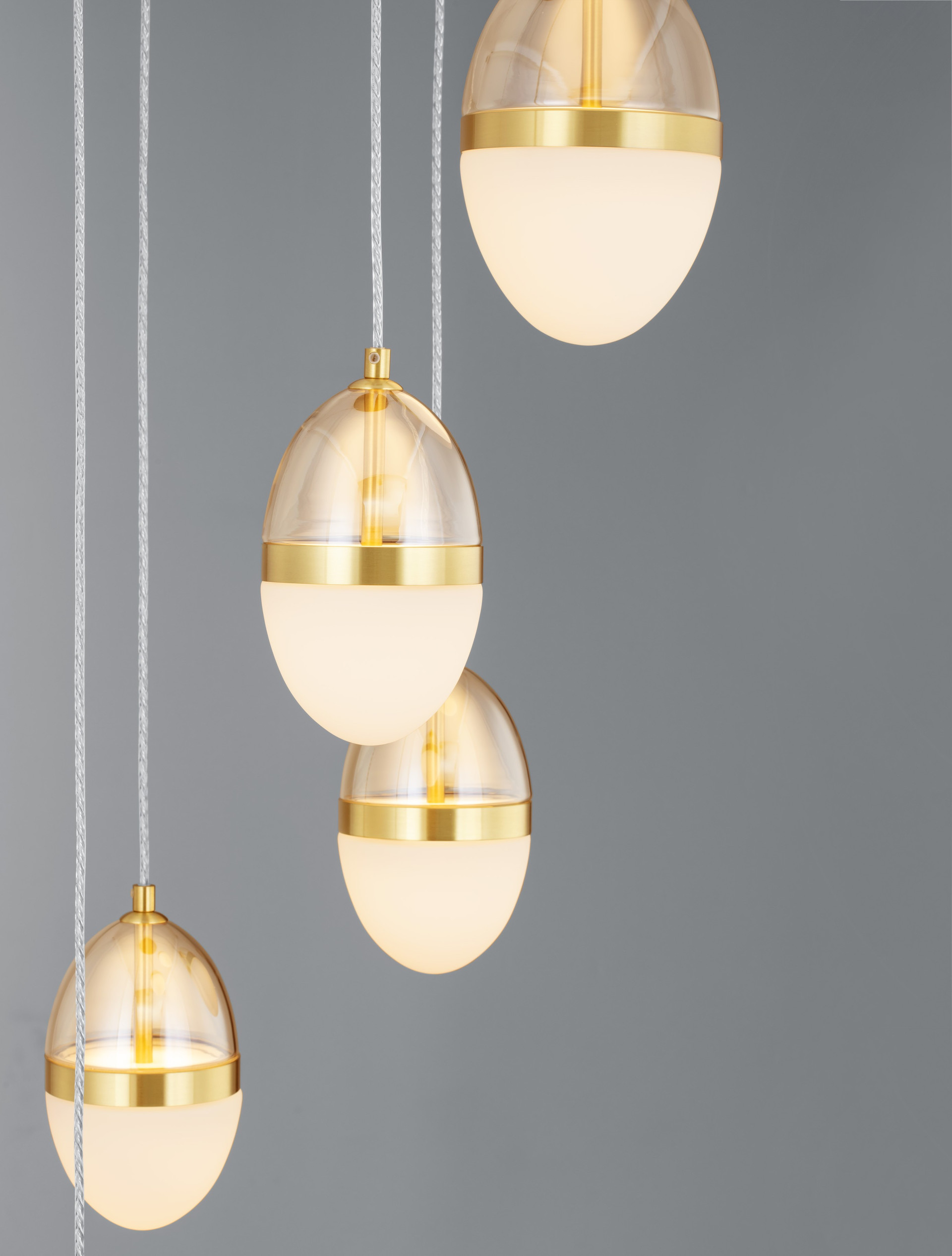 EGNA | H 120 D 45 cm | 59 W | 3000 K | 3540 lm | IP20 | Brass/Amber | Glass/Metal