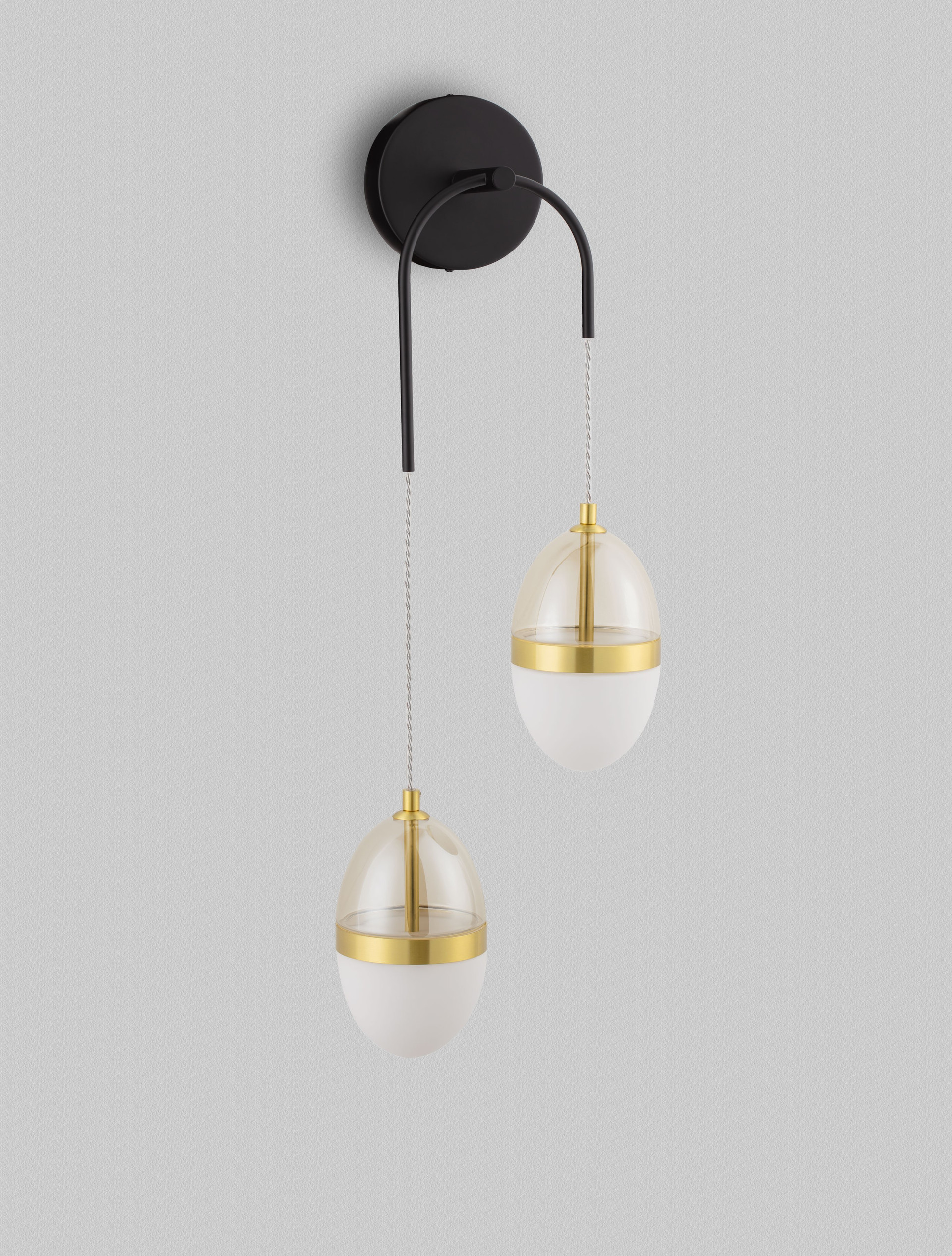 EGNA | L 27 W 14.5 H 76 cm | 24 W | 3000 K | 1680 lm | IP20 | Messing/Bernstein | Glas/Metall