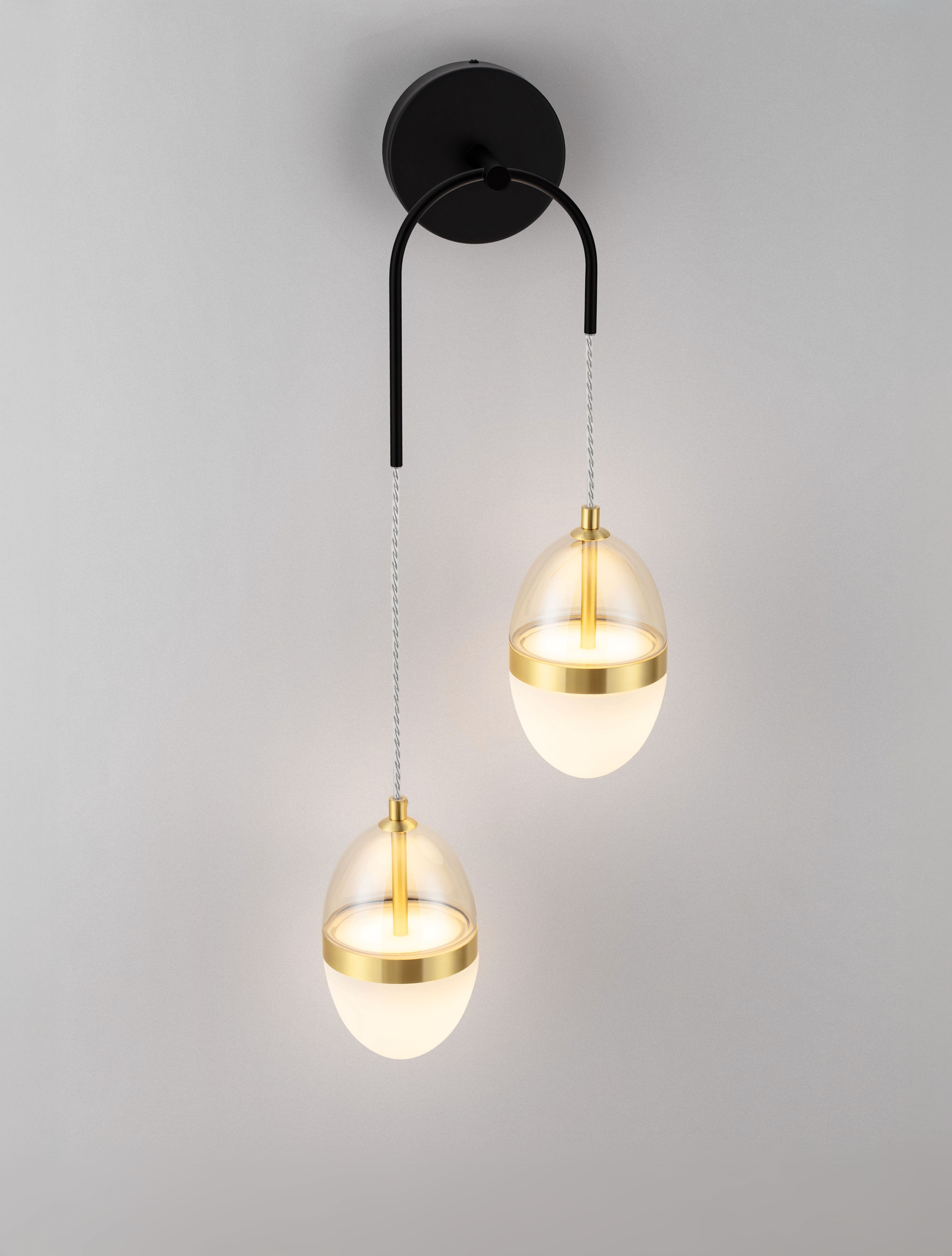 EGNA | L 27 W 14.5 H 76 cm | 24 W | 3000 K | 1680 lm | IP20 | Messing/Bernstein | Glas/Metall