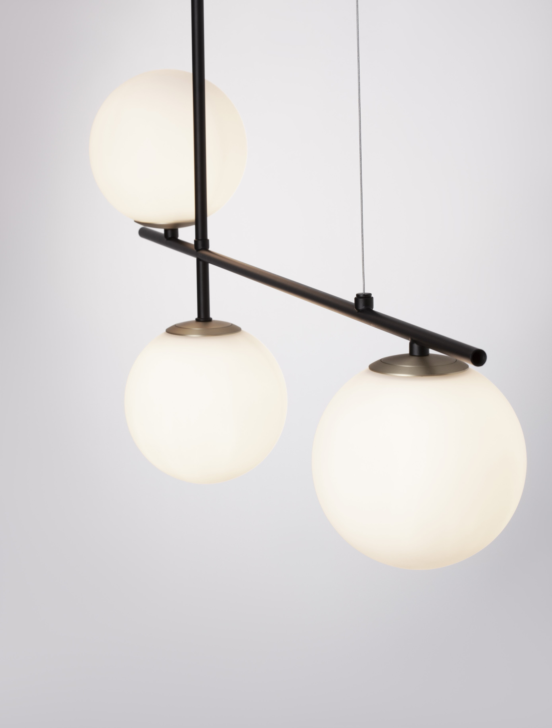 GIT | L 95 W 15 H 73.5/121 cm | 15 W | IP20 | Black/White/Gold | Glass/Metal