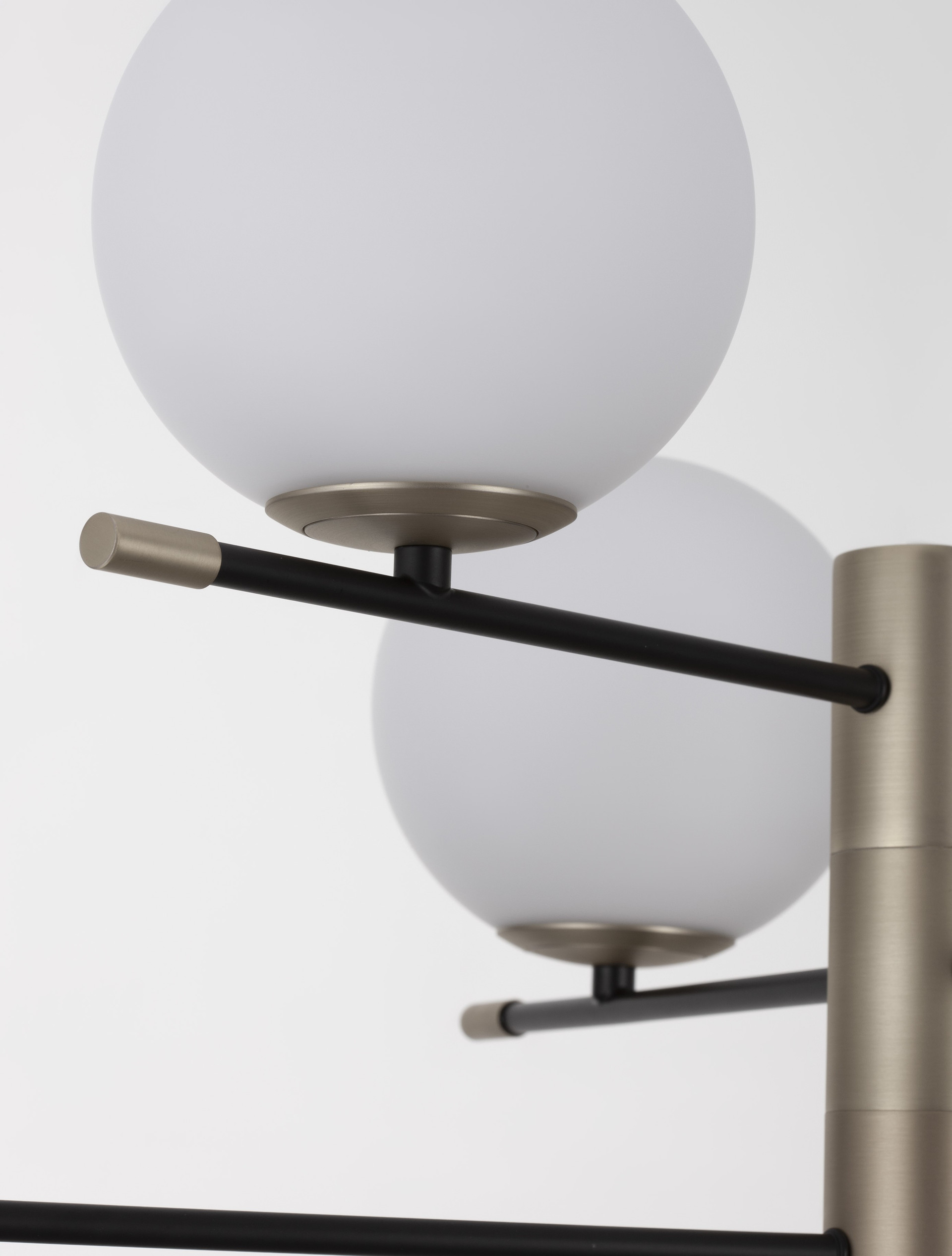 GIT | L 100 H 77/120 cm | 30 W | IP20 | Black/White/Gold | Glass/Metal