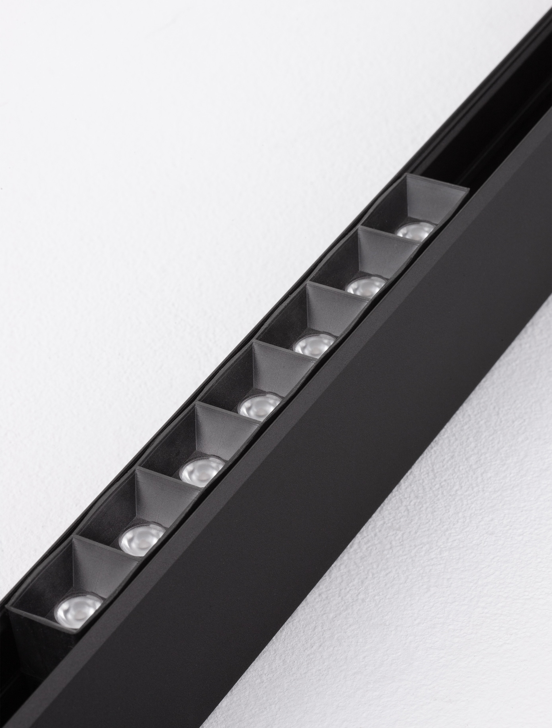 Breda Flexible Magnetic B30-10W-A36