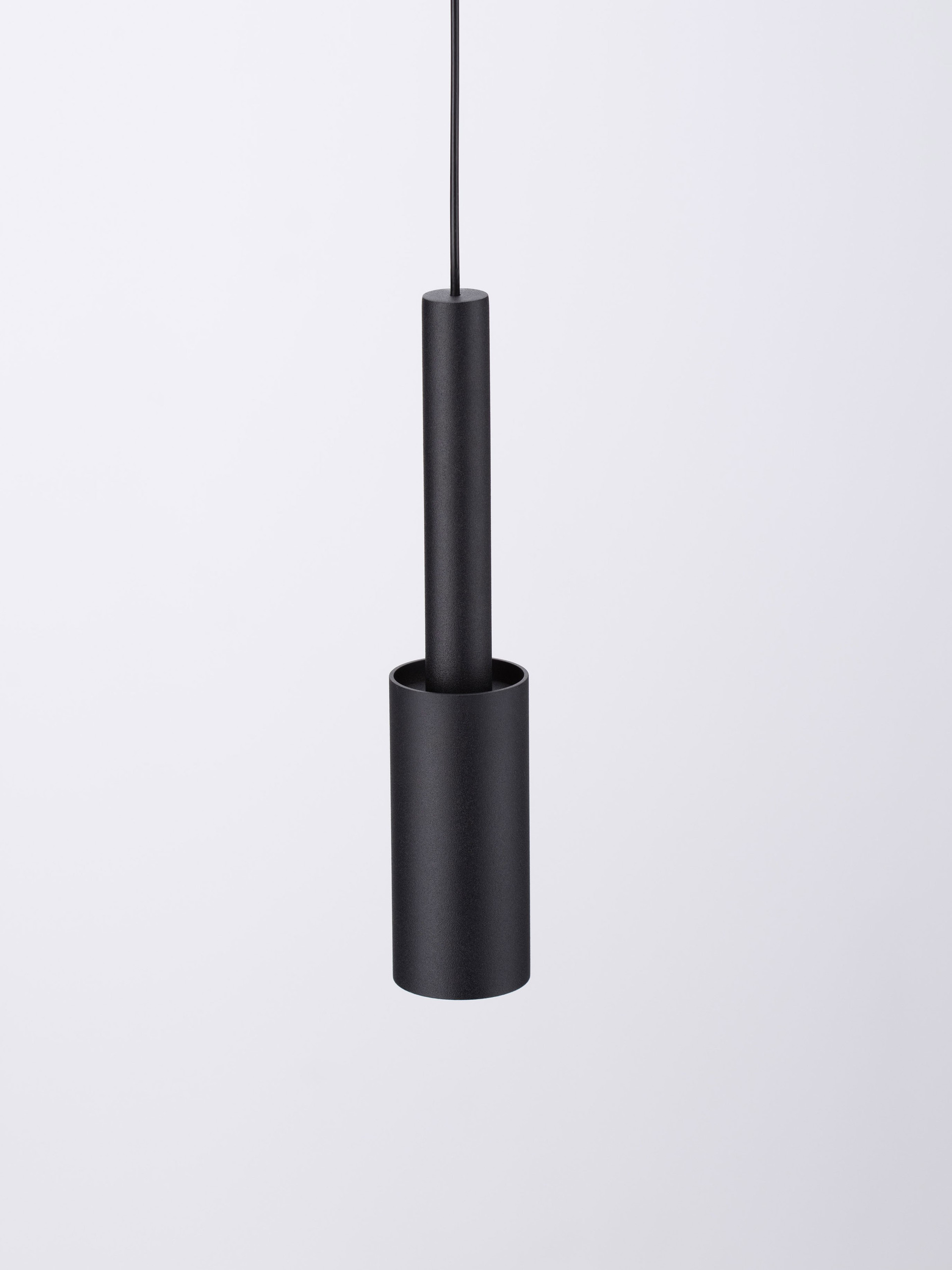 JOY | H 200 D 4 cm | 7 W | 3000 K | 703 lm | IP20 | Black | Aluminum