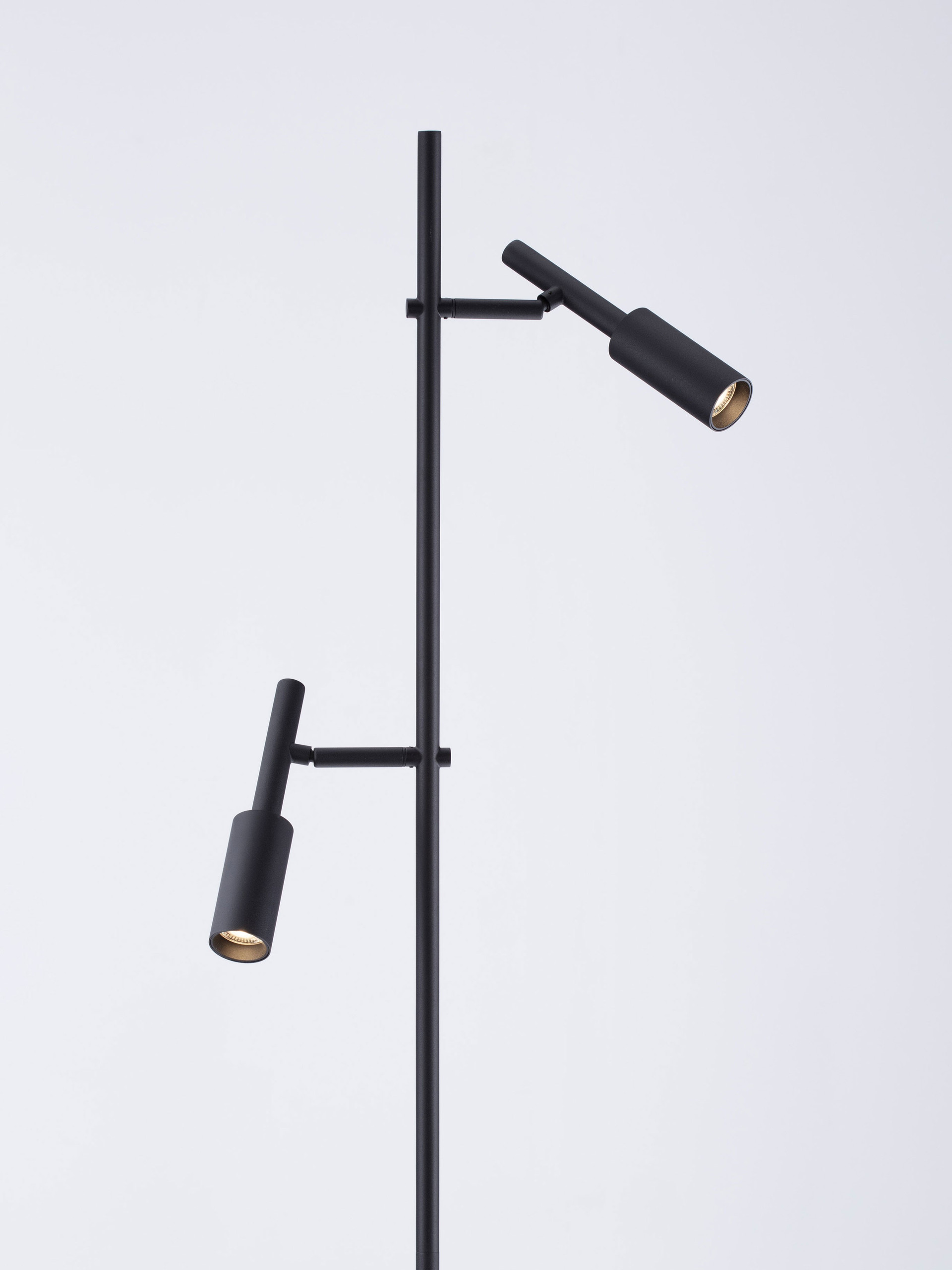 JOY | H 161 D 25 cm | 14 W | 3000 K | 1121 lm | IP20 | Black | Aluminum