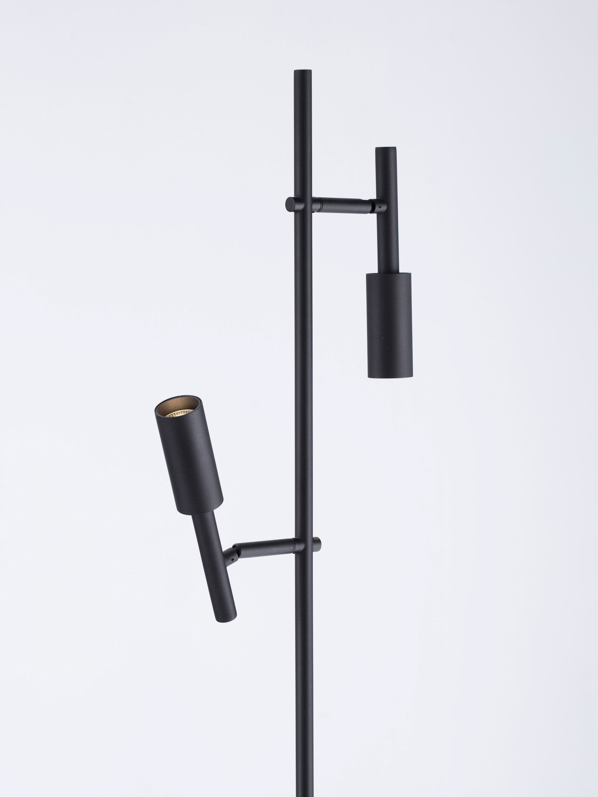 JOY | H 161 D 25 cm | 14 W | 3000 K | 1121 lm | IP20 | Black | Aluminum