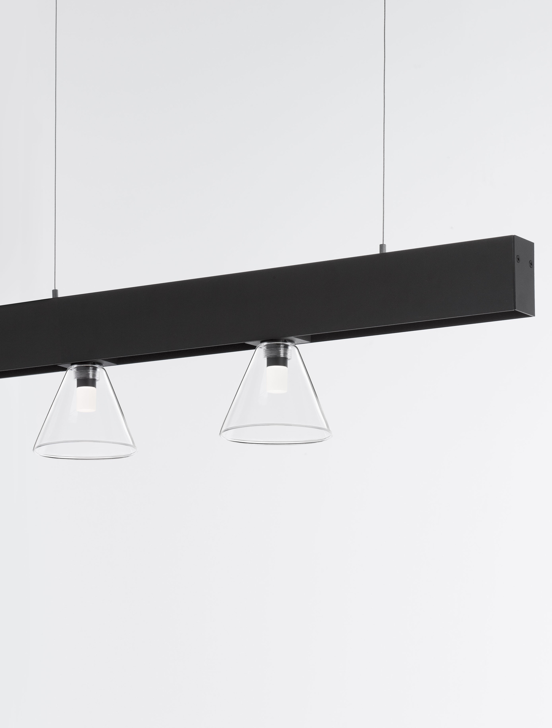 Buxton Magnetic B30-5W-A120-TK