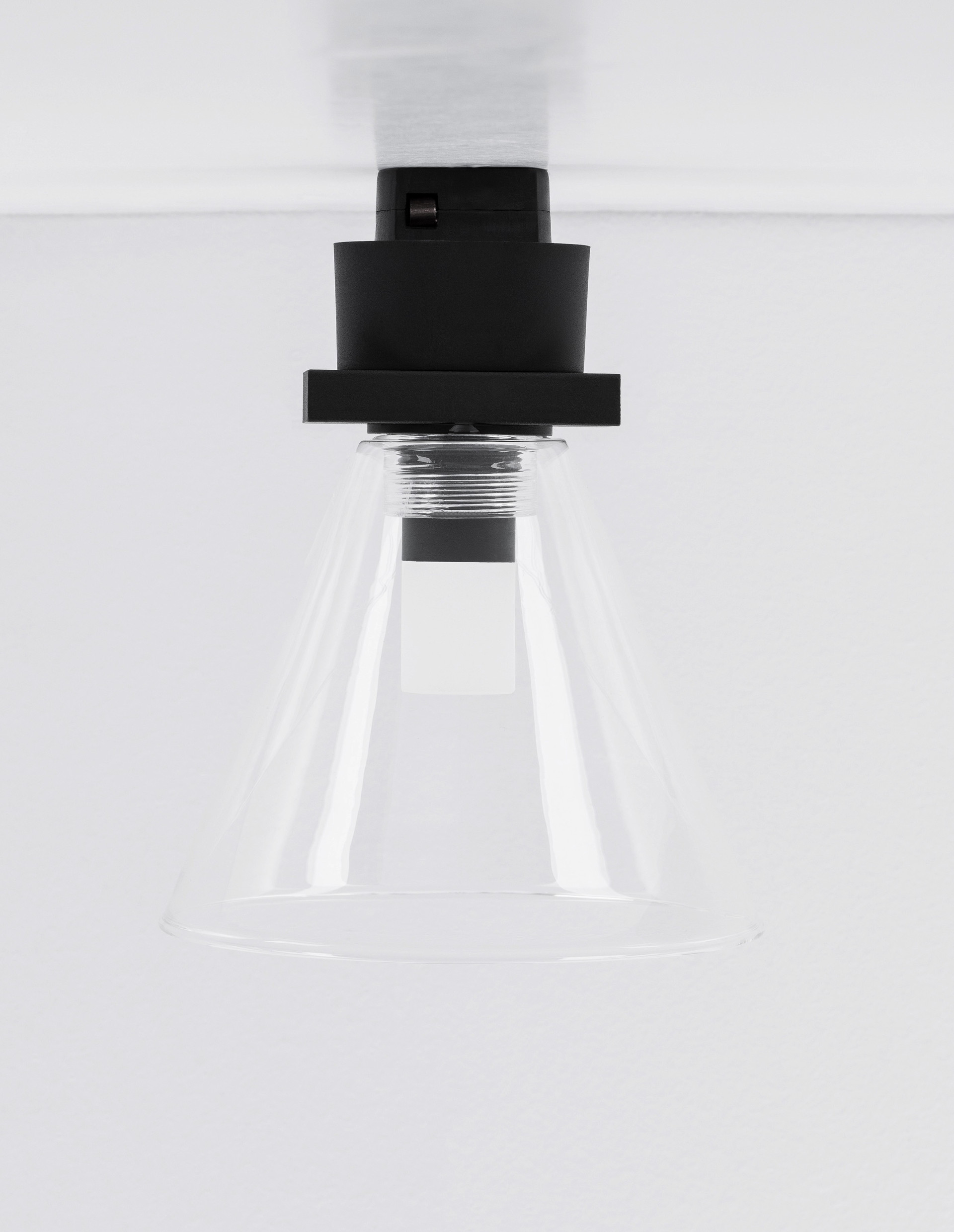 Buxton Magnetic B30-5W-A120-TK thumbnail