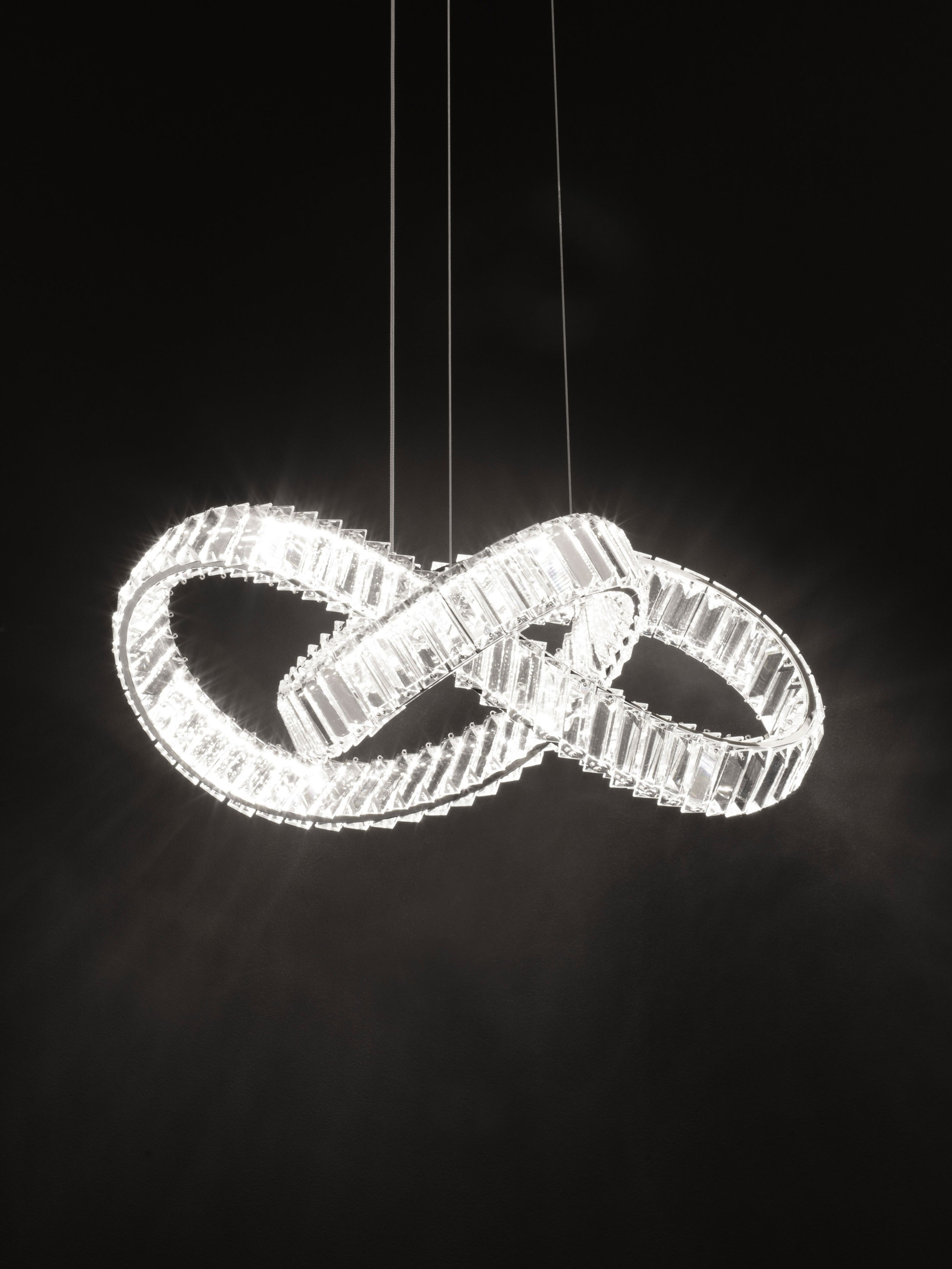 CONCETO | H 120 D 60 cm | 49 W | 3500 K | 3185 lm | IP20 | Chrome | Metal/Crystal