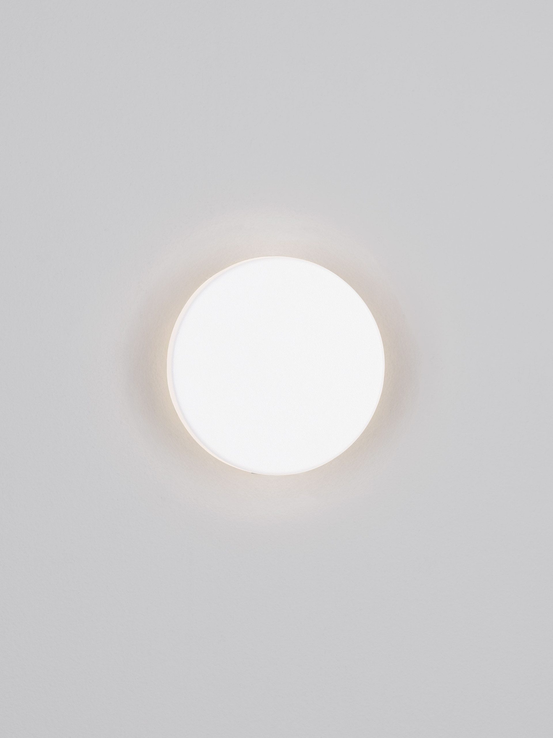 ELLUX
