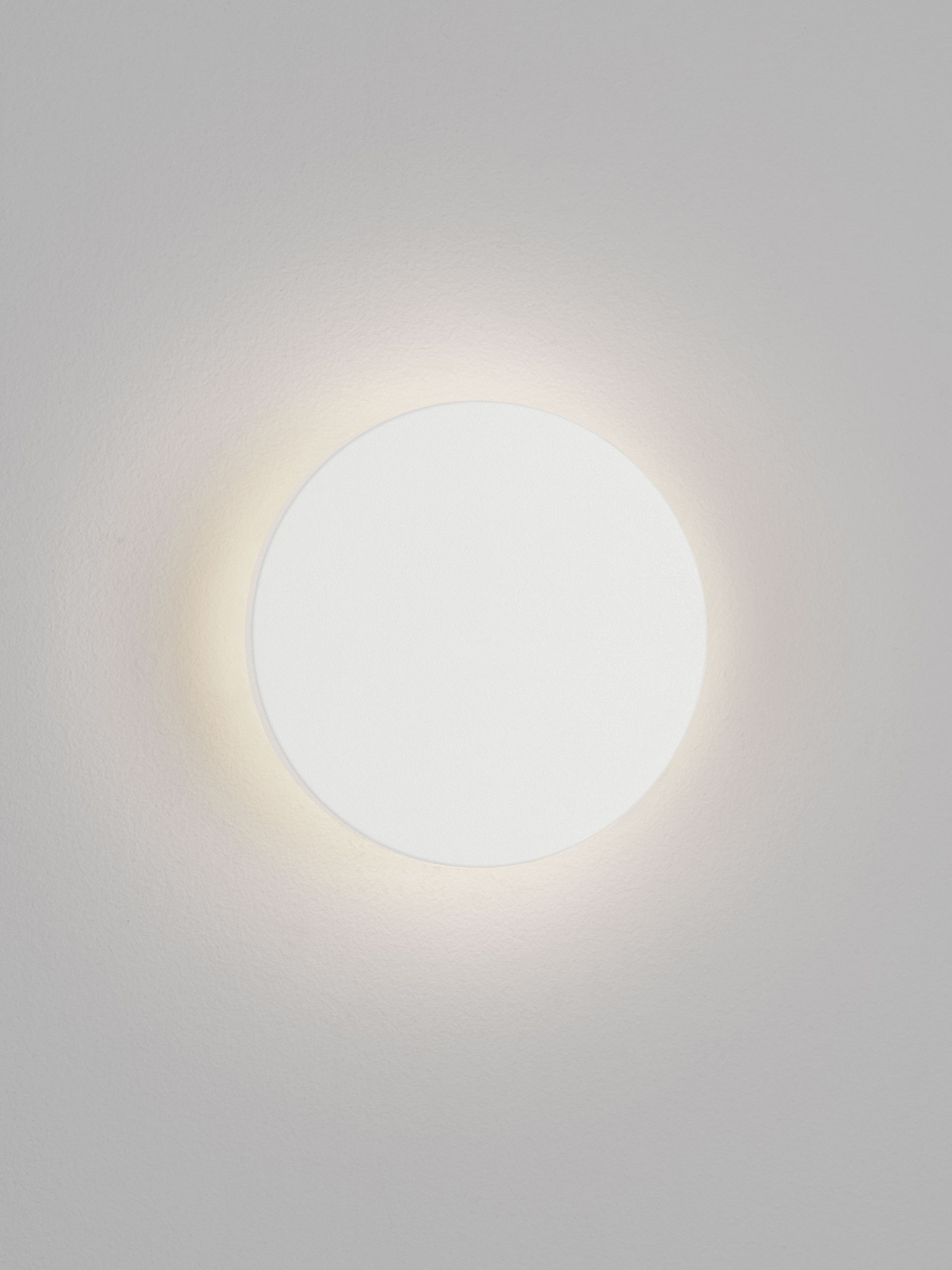 ELLUX