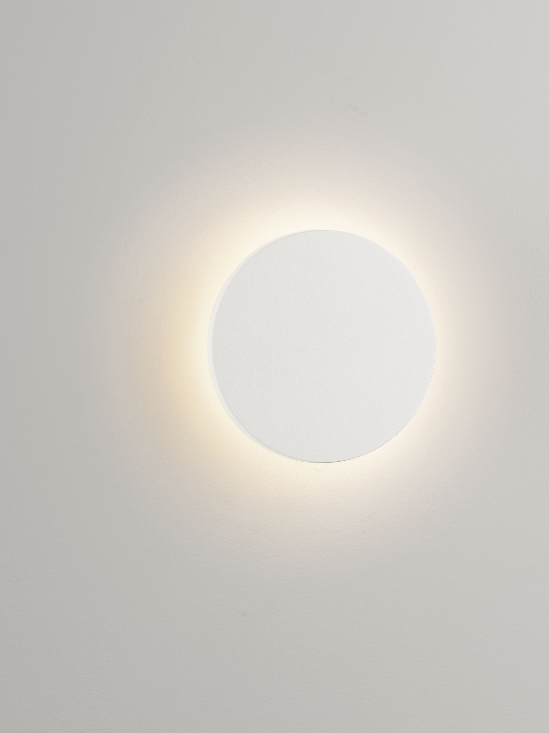 ELLUX