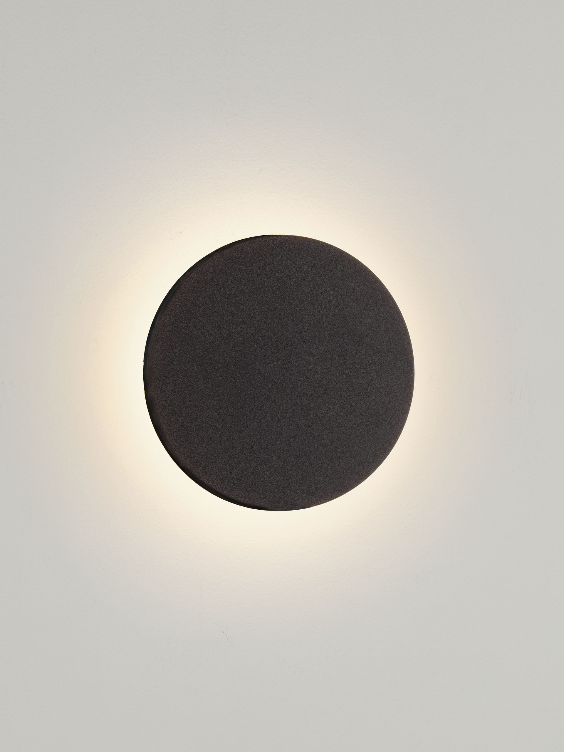 ELLUX