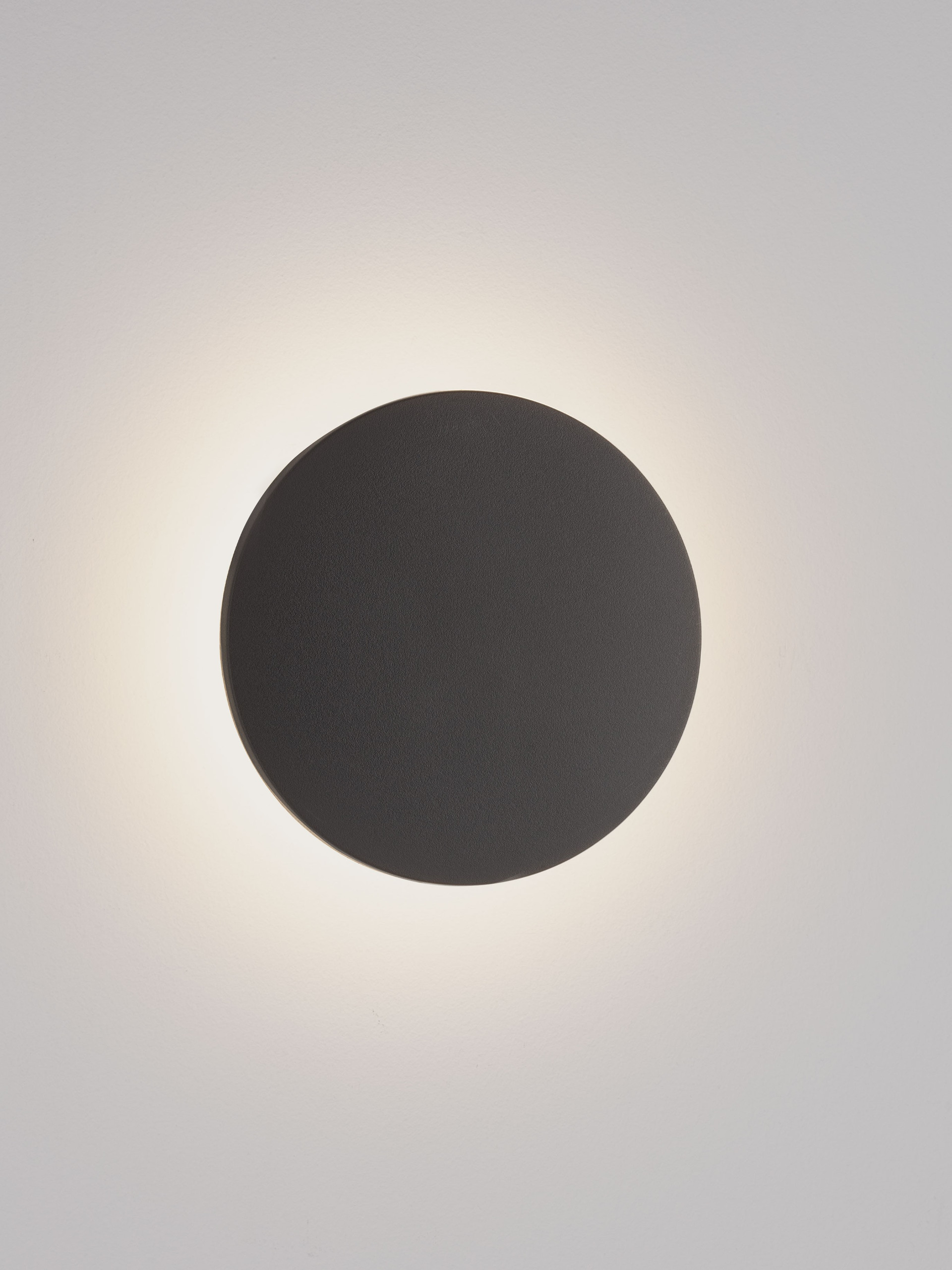 ELLUX