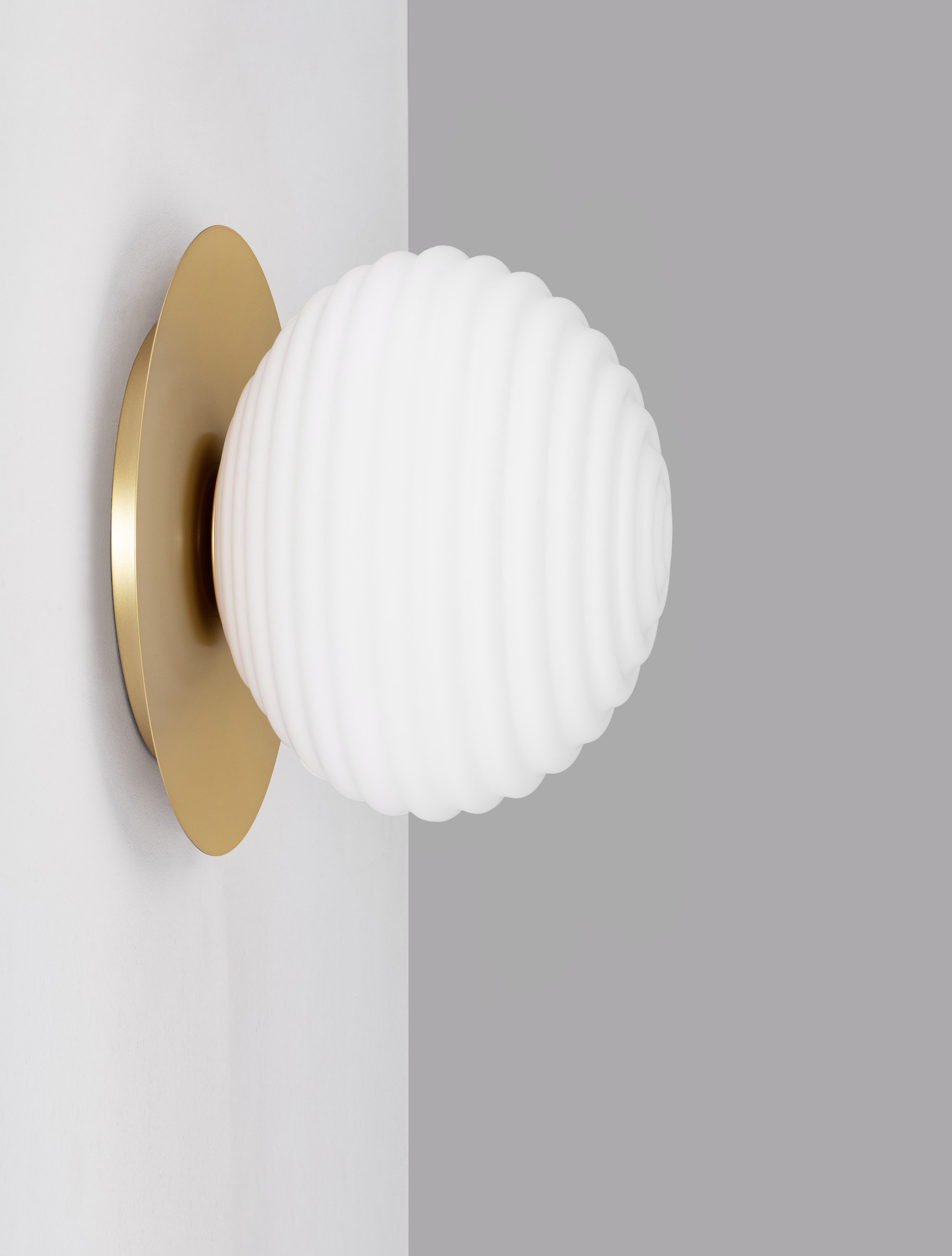 ALLEN | H 28 D 35 cm | 12 W | IP20 | White/Gold | Glass/Metal