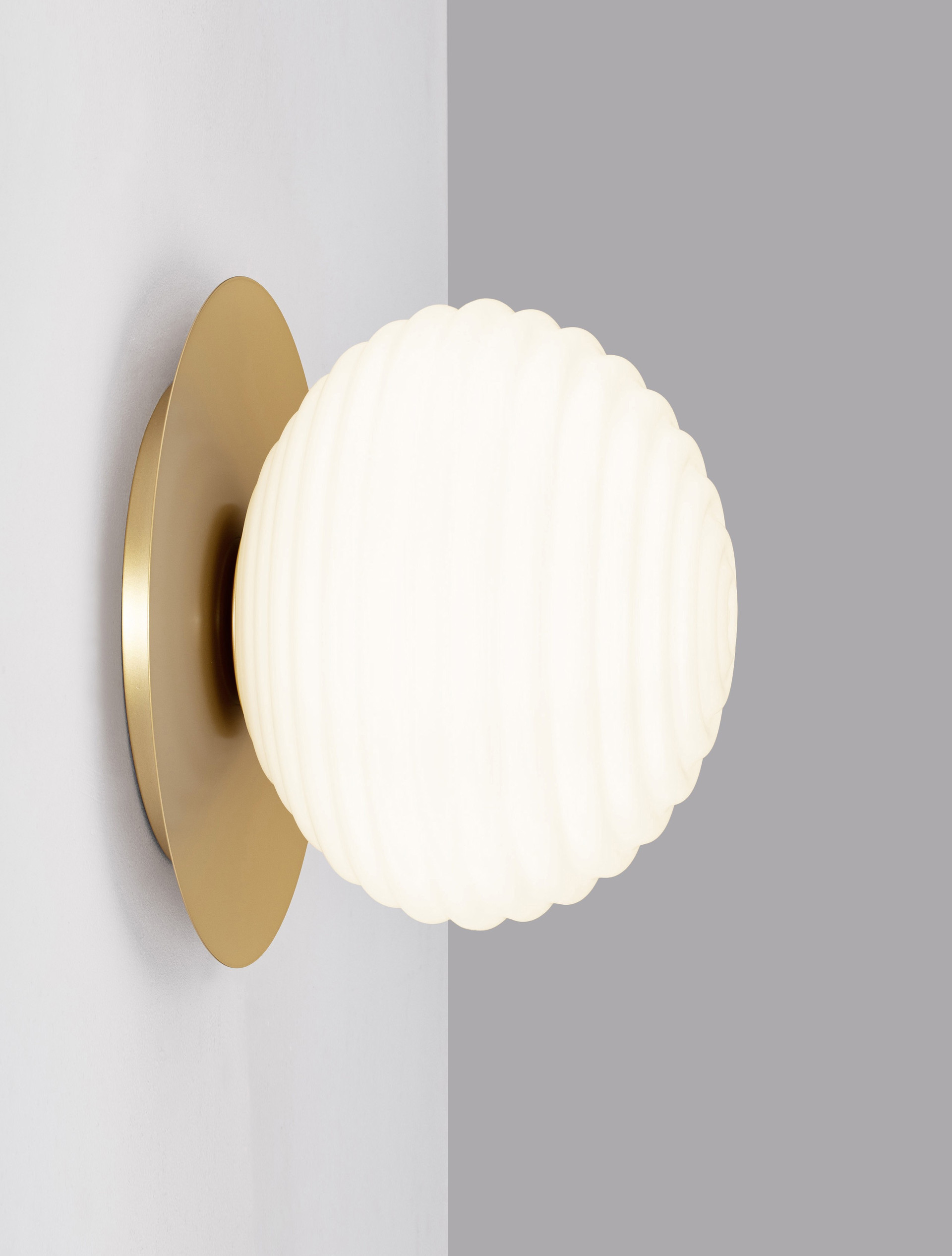ALLEN | H 28 D 35 cm | 12 W | IP20 | White/Gold | Glass/Metal
