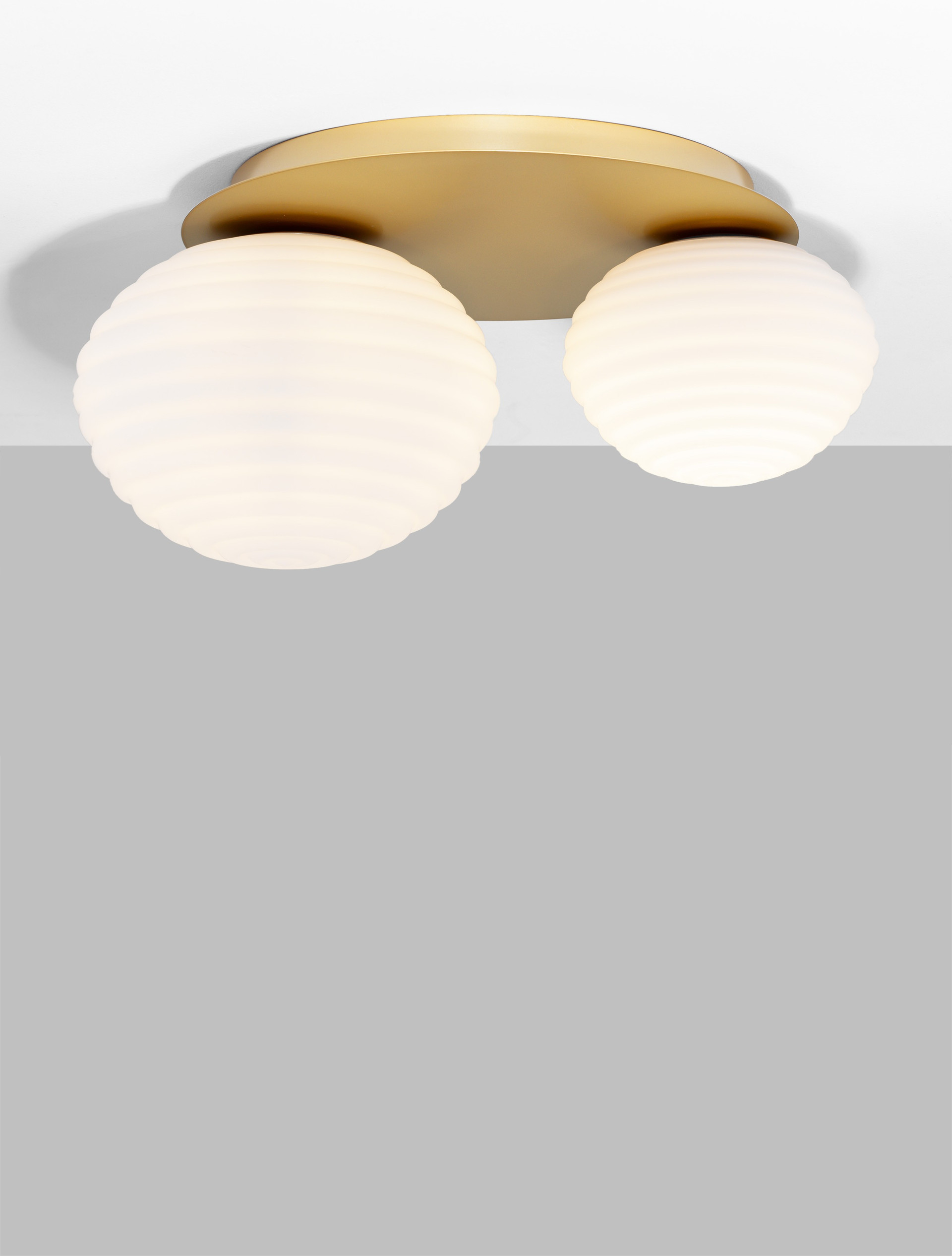 ALLEN | L 45 W 35 H 21.5 cm | 17 W | IP20 | White/Gold | Glass/Metal