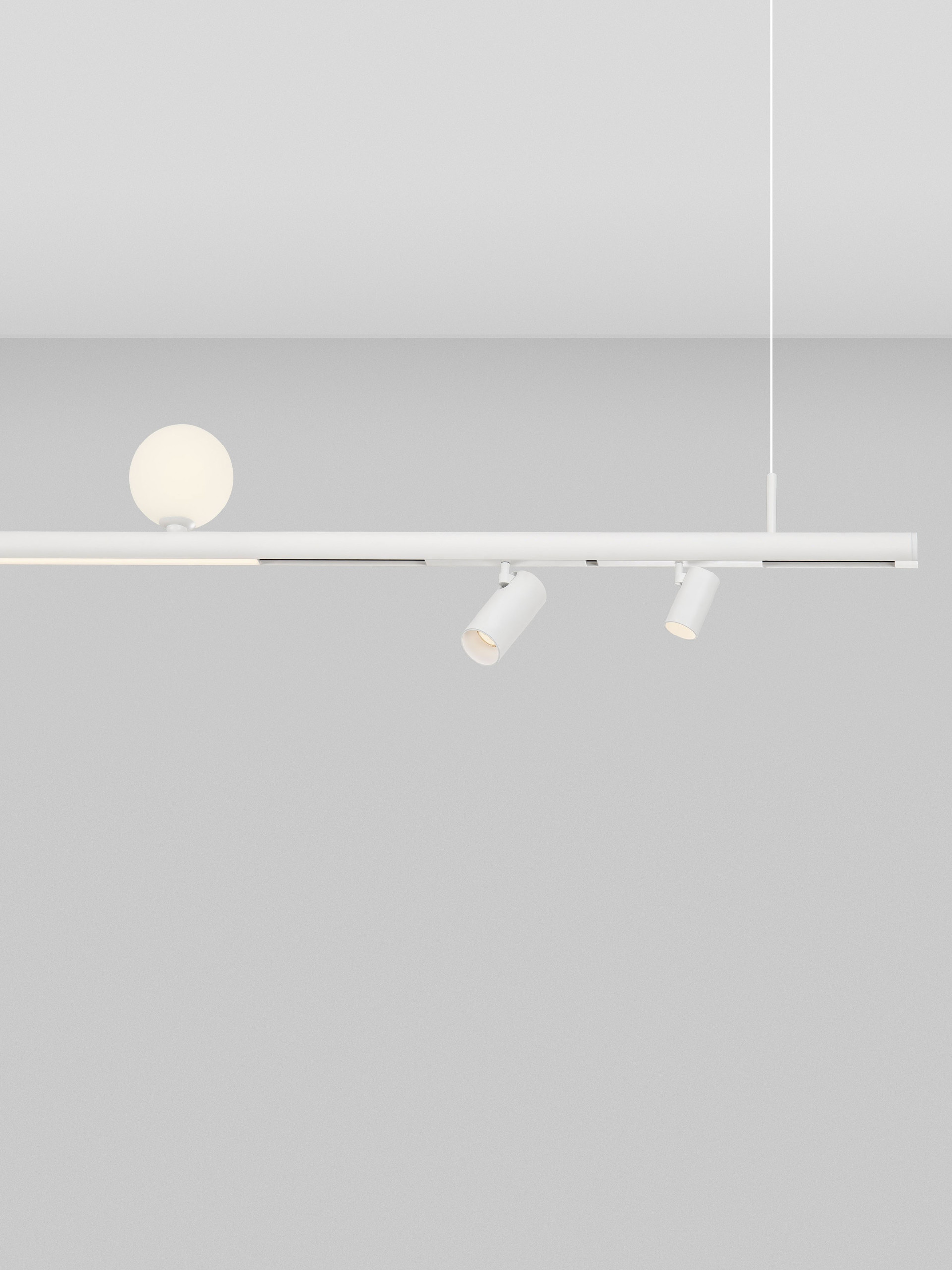 MADOC | L 150 W 6 H 176.5 cm | 70 W | IP20 | White | Aluminum
