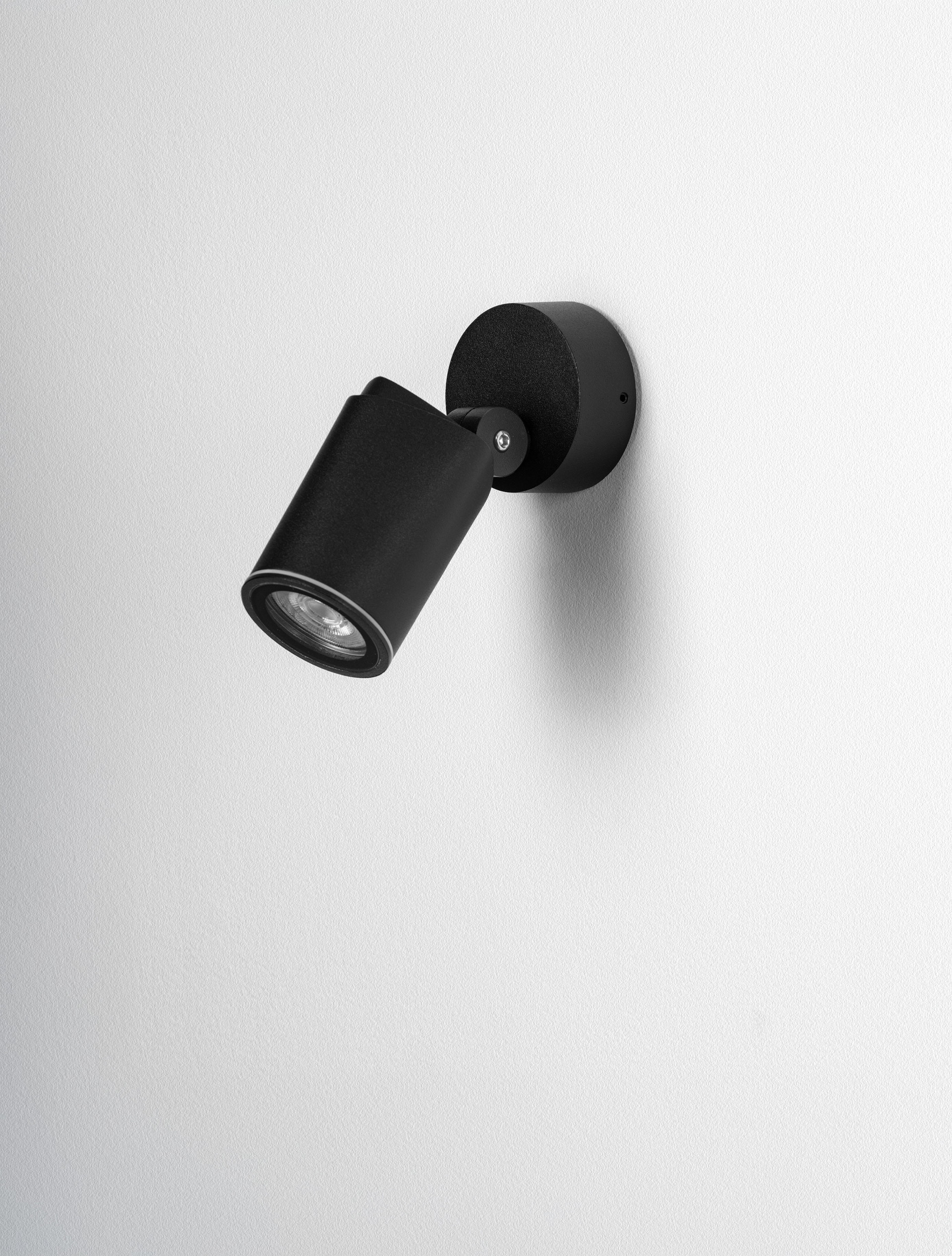 SPY | W 8 H 15.5 D 7 cm | 10 W | IP65 | Black | Aluminum