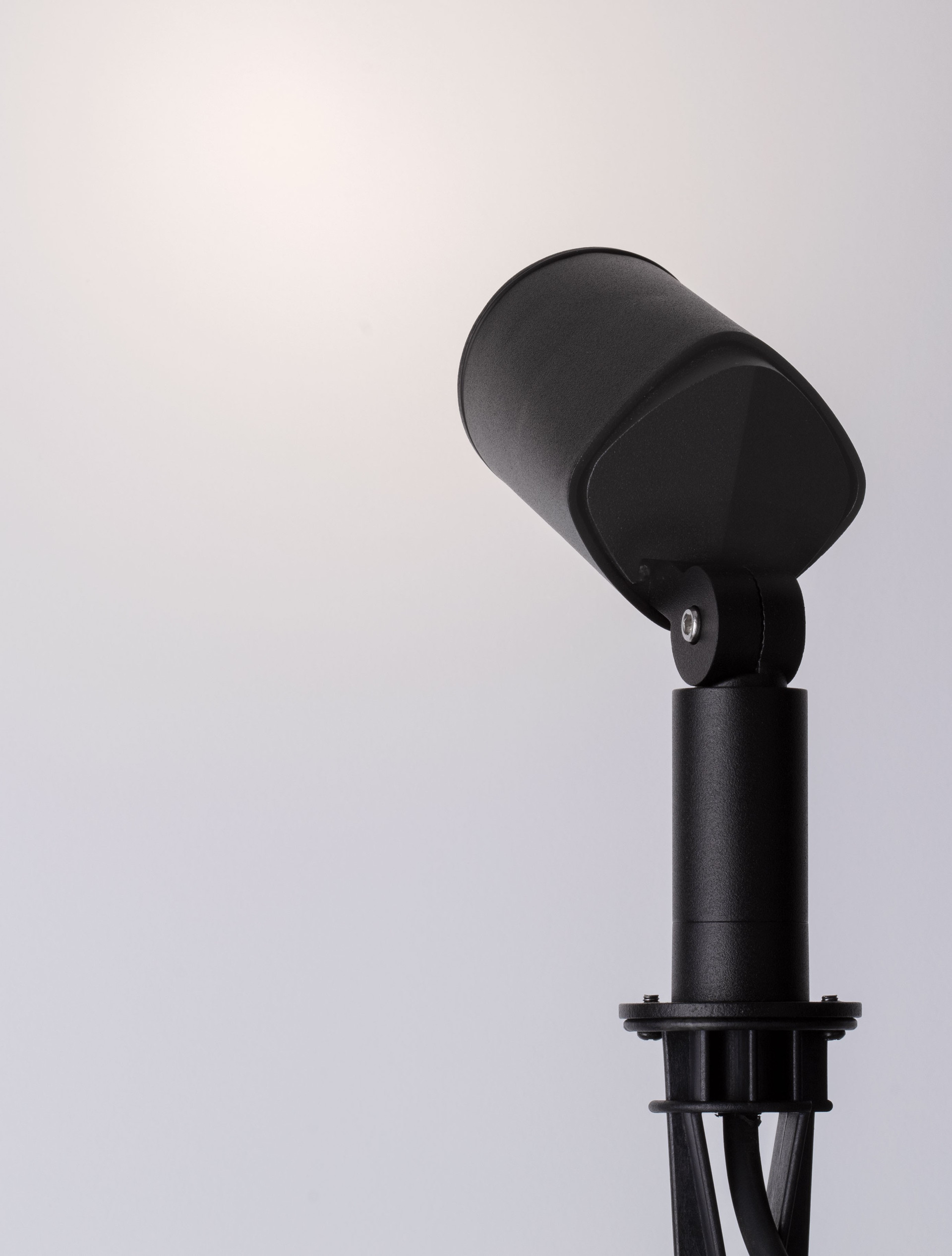 SPY | W 14 H 19 D 7 cm | 10 W | IP65 | Black | Aluminum